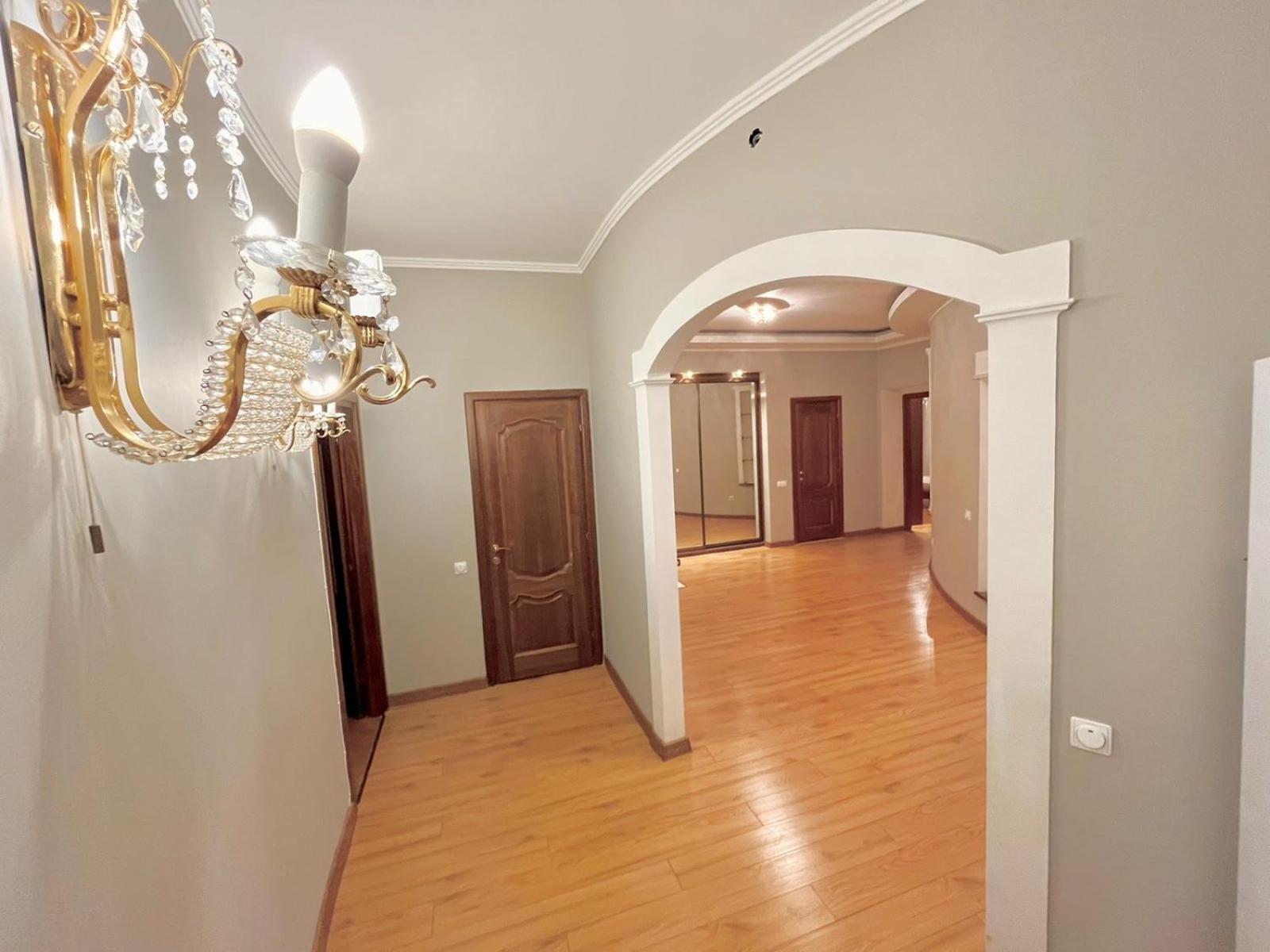 Big & Luxury House in Almaty City Centre with a perfect view of Central Stadium view 5