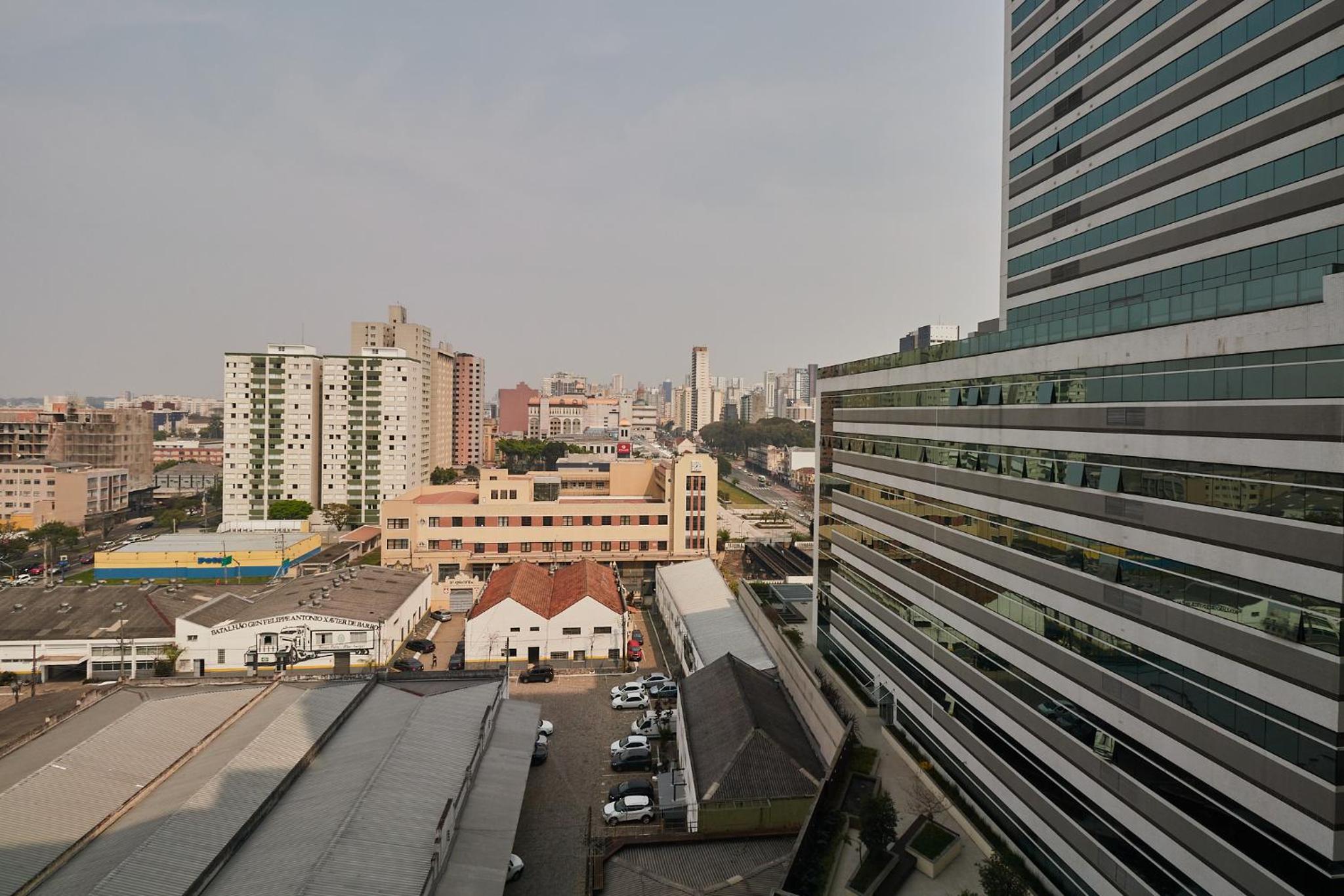 Estúdio Aconchegante no Centro de Curitiba - Ar Condicio e Localização Perfeita!