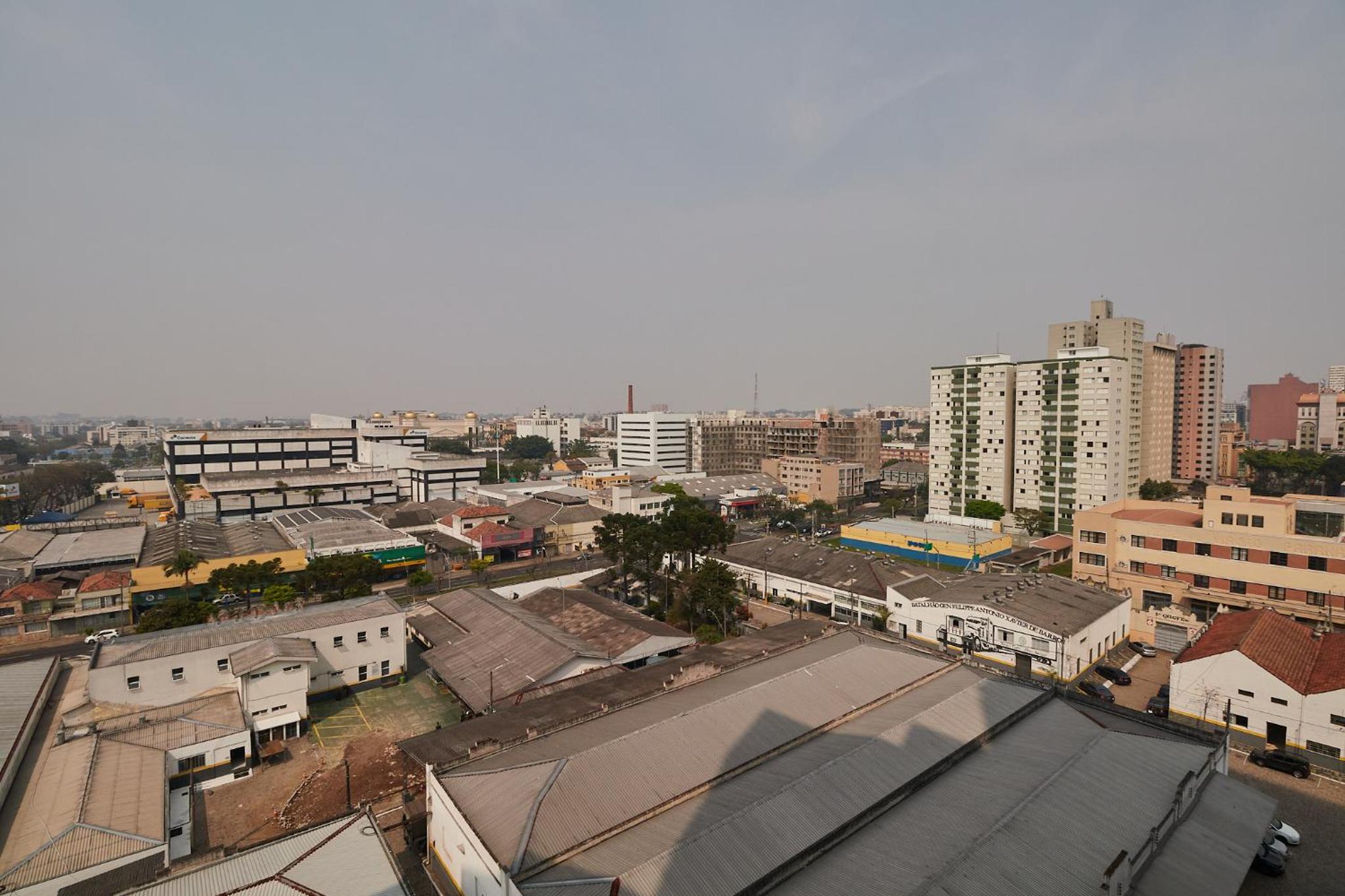 Estúdio Aconchegante no Centro de Curitiba - Ar Condicio e Localização Perfeita!