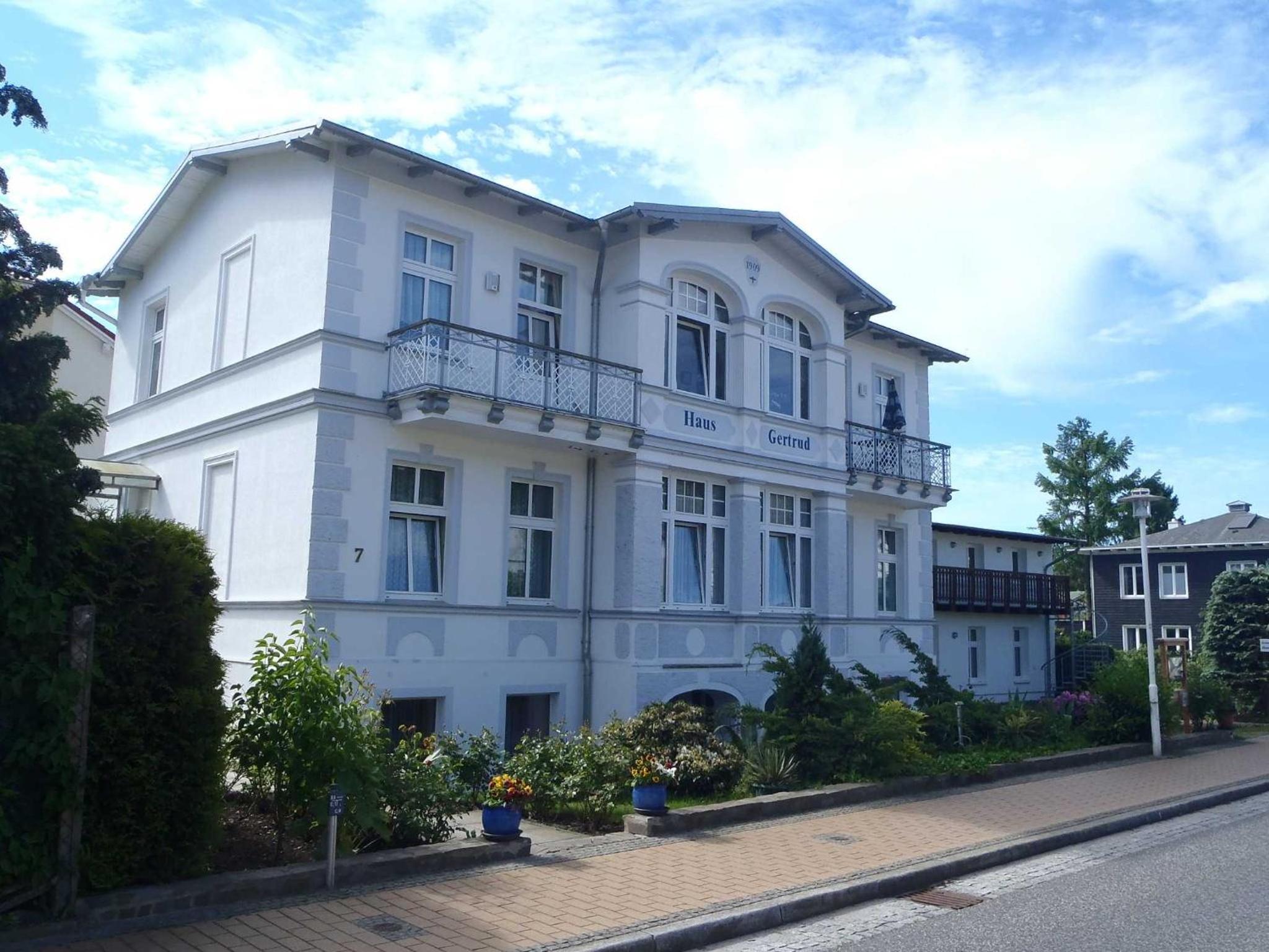 Villa Gertrud, nur 300m zum Strand, inkl WLAN