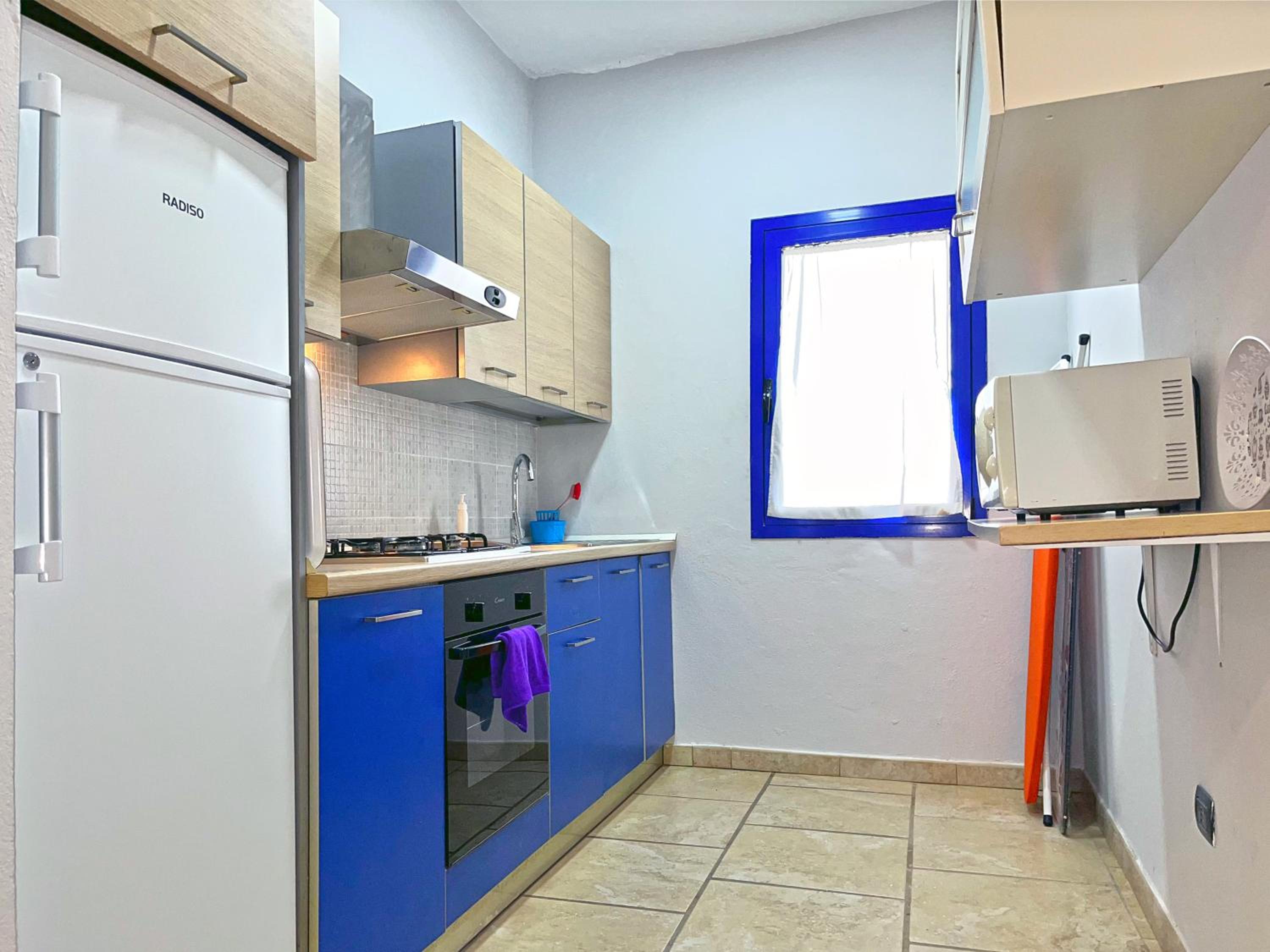 A15A Nice, bright, close to the beach and to the centre