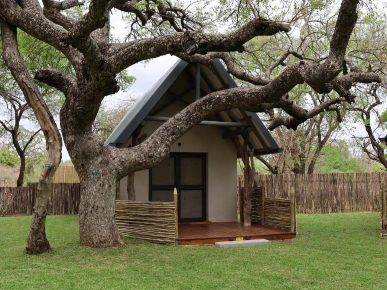 Leopard's Bend Bush Lodge view 3