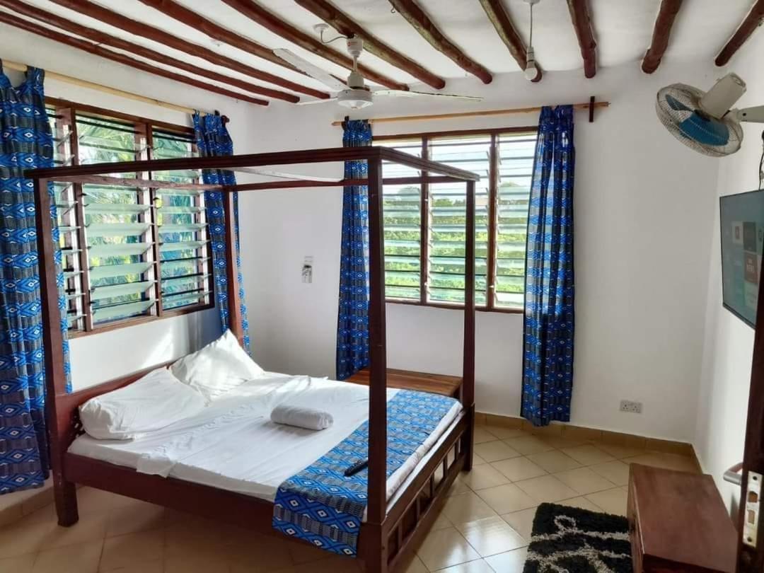 Kimbi's Villa