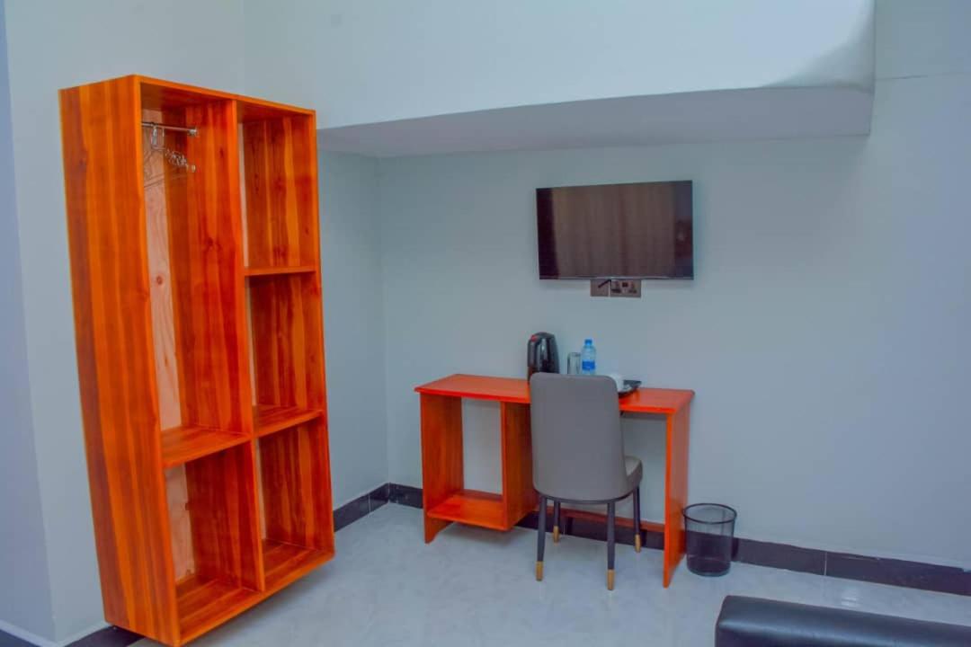 Photo 14