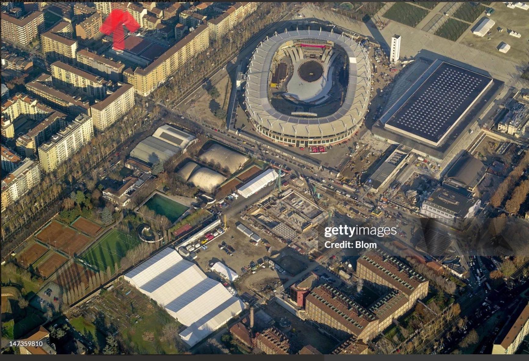INALPI ARENA,STADIO OLIMPICO e PALAZZO DEL NUOTO parcheggio riservato interno cortile 10 minuti dal centro view 2