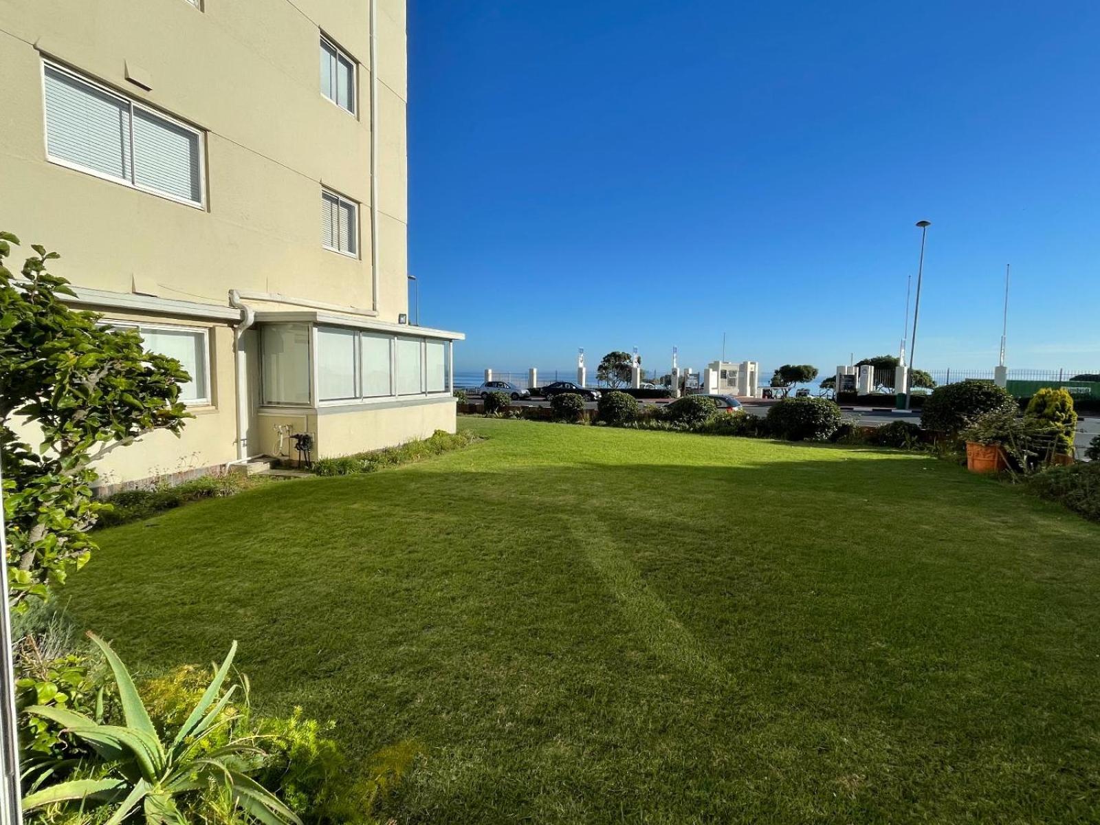 Mouille Point Villa Capri view 2