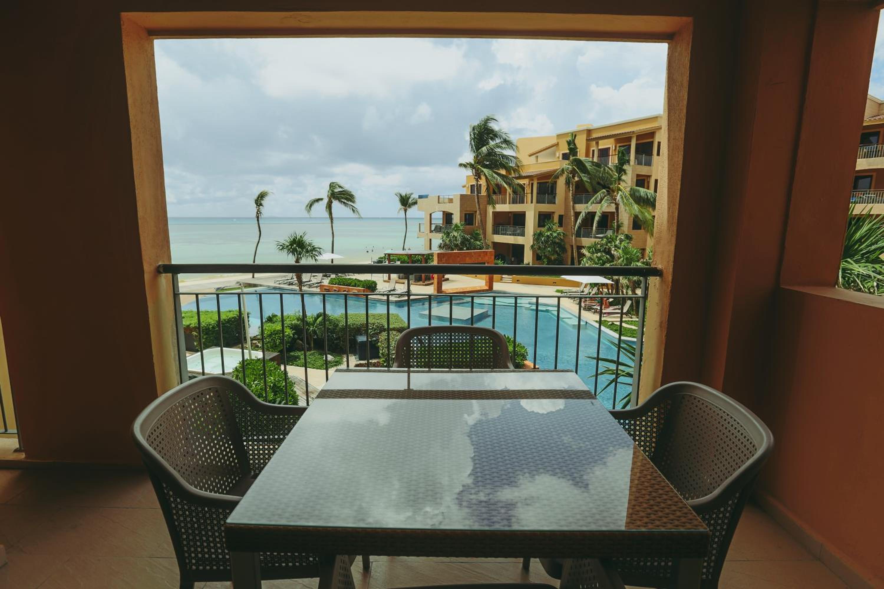 EL FARO 204 SURF two bedrooms apartment ocean front view 5
