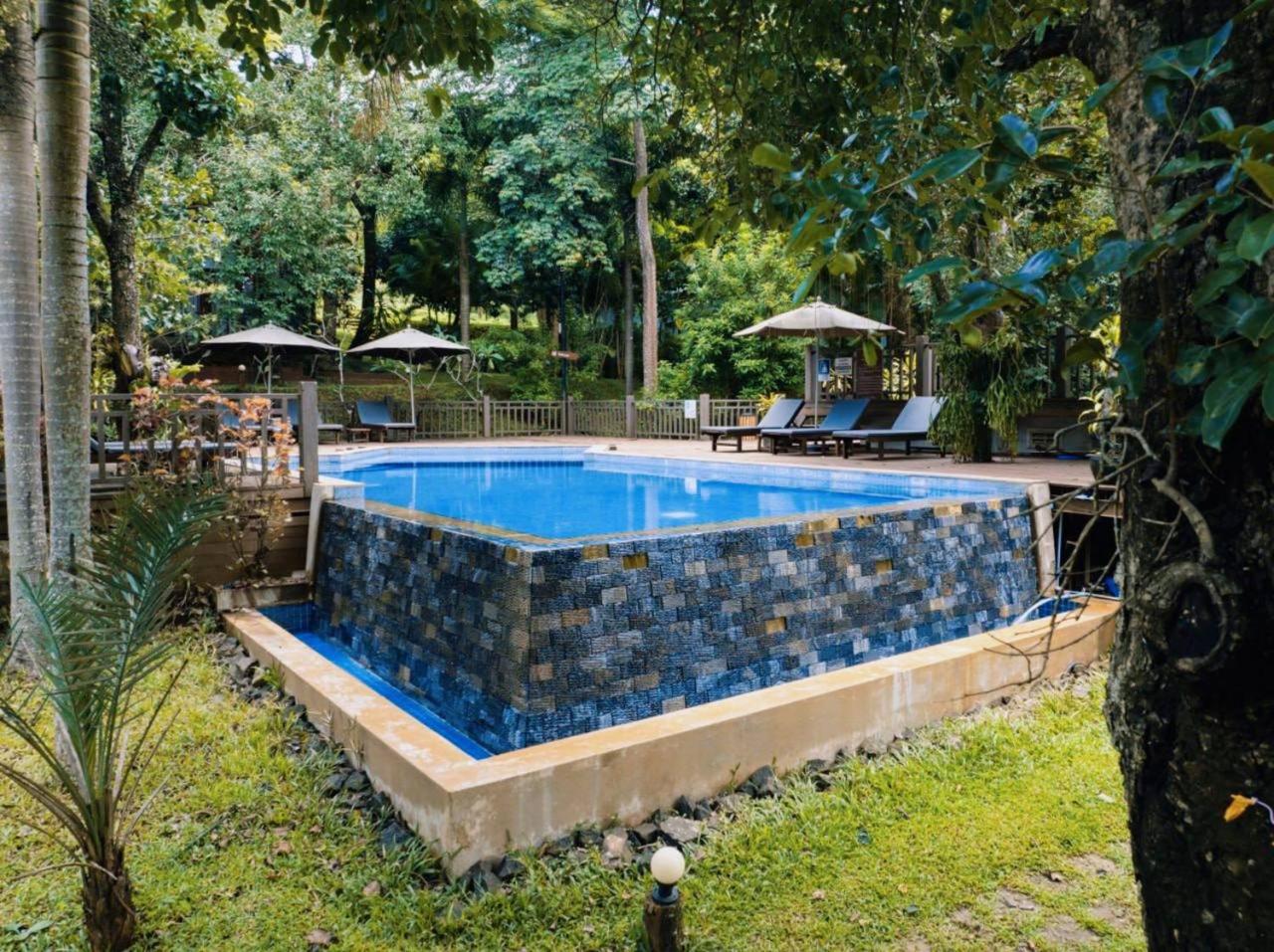 Mayura Hill Resort