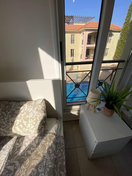 2Bedroom Apt with Communal Pool