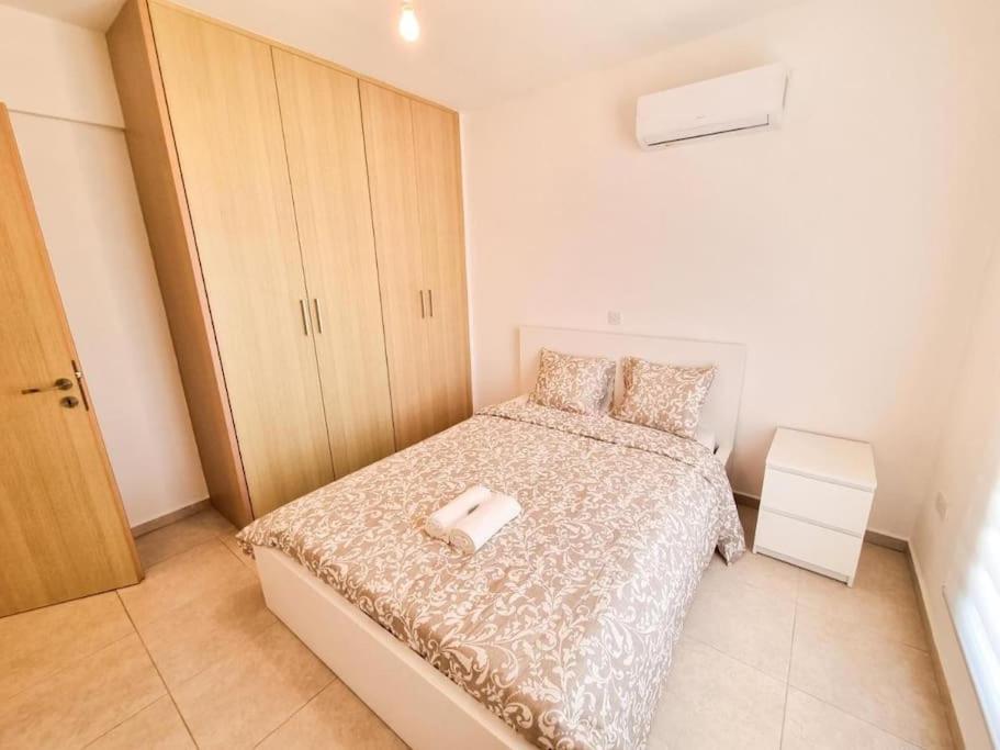 2Bedroom Apt with Communal Pool