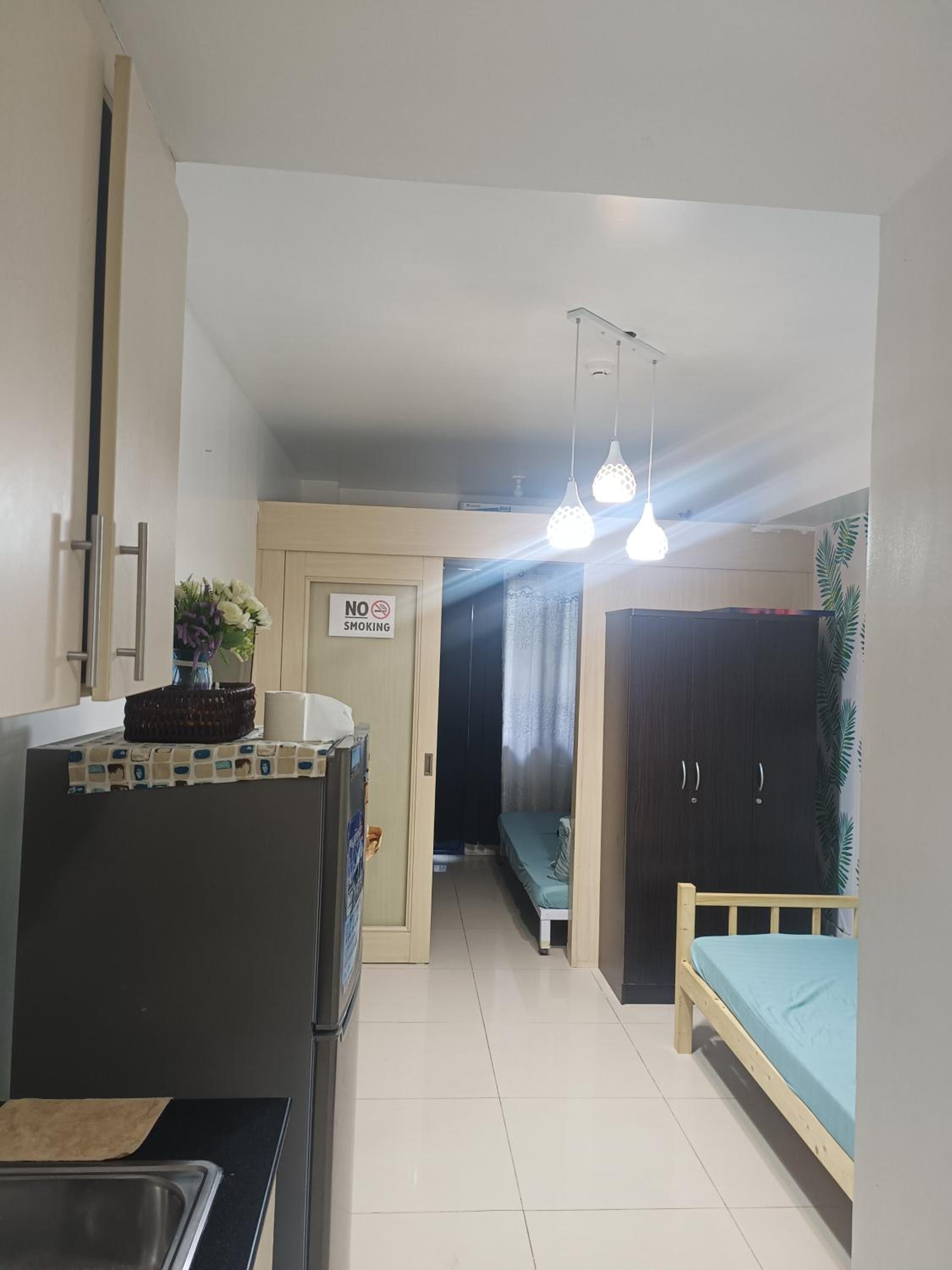 SEA RESIDENCES NEAR MALL OF ASIA BY Amigo's place view 5