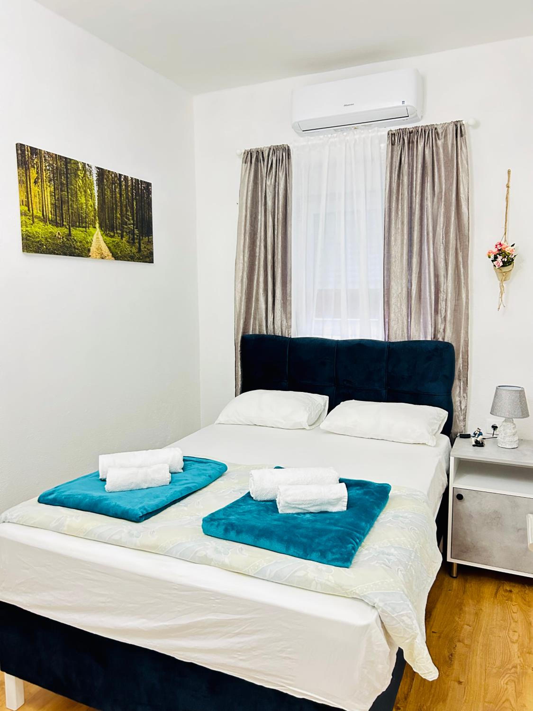 Apartment Tajra