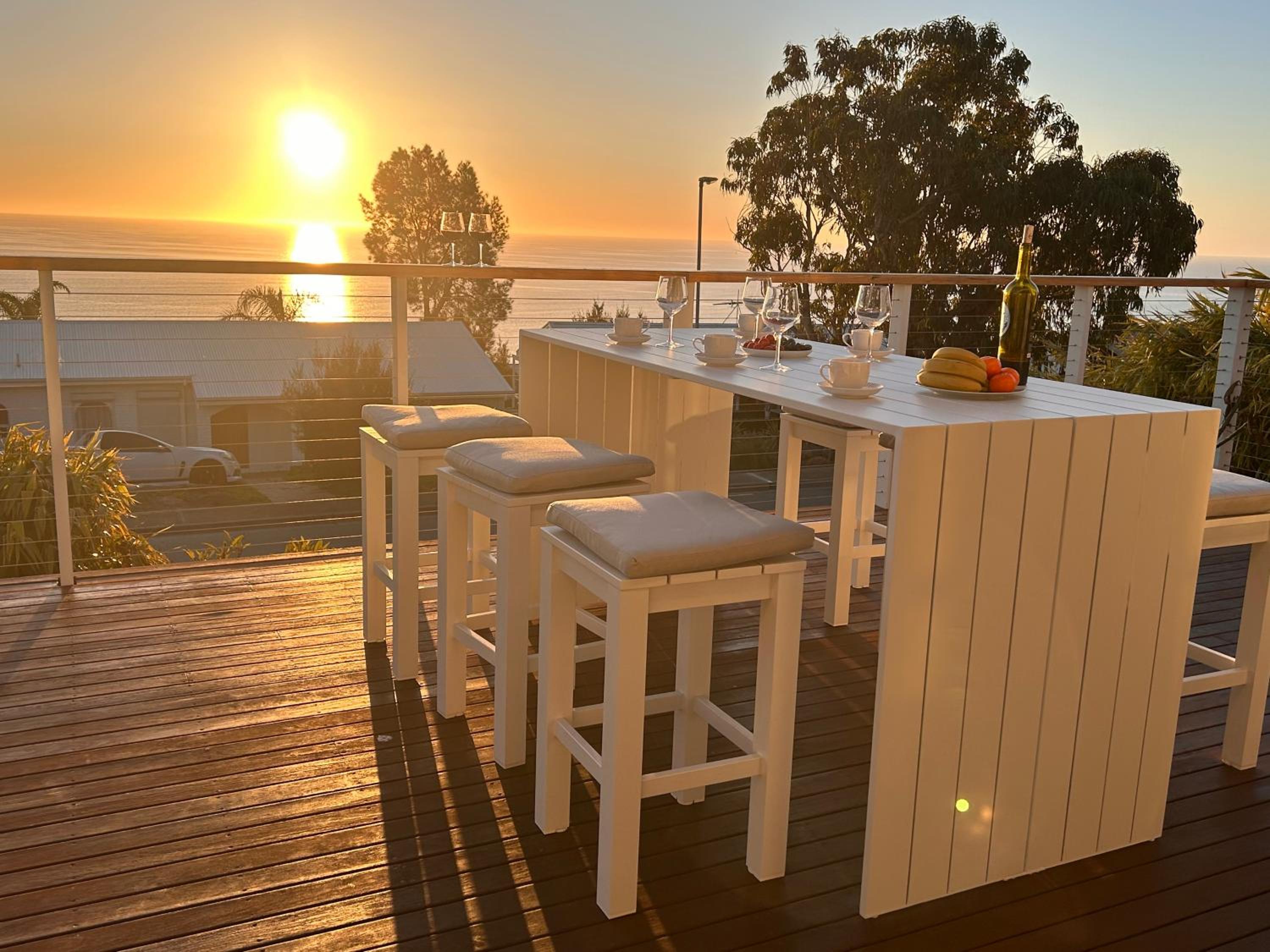 Oceanview Sunset Villa Hallett Cove 3BR 2Bath Large Deck Free Parking