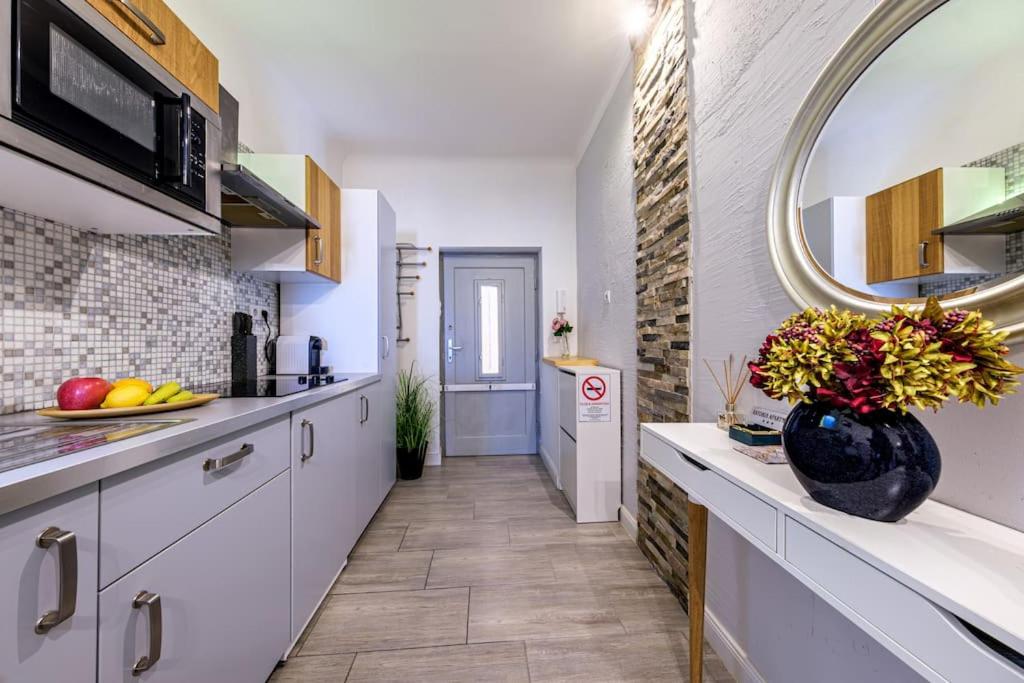 Astoria Apartment