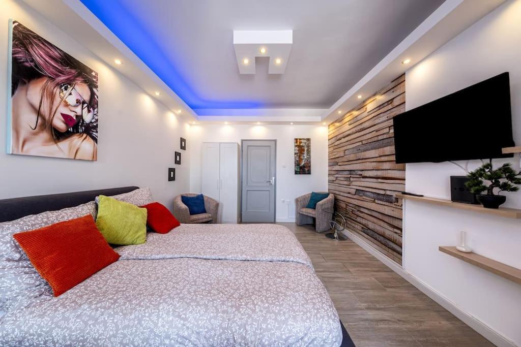 Astoria Apartment