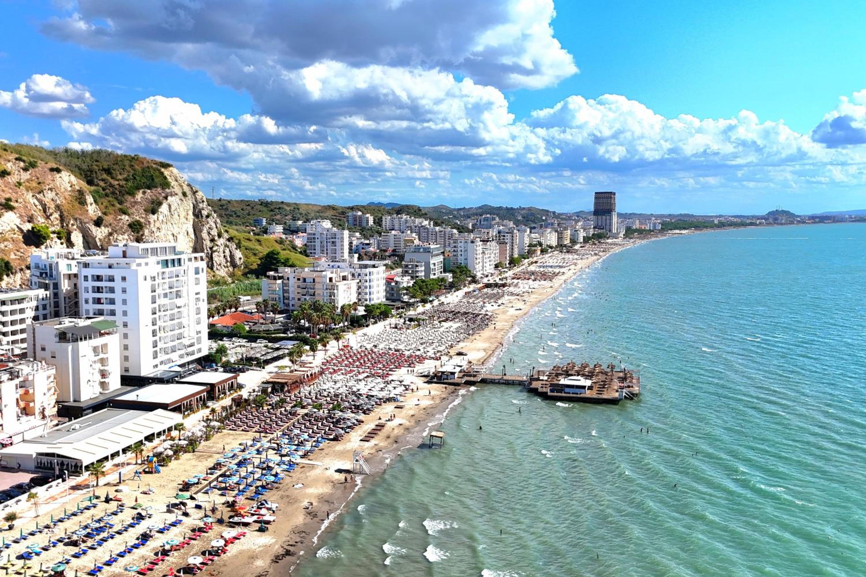 Brisa del Mar Beachfront Apartments