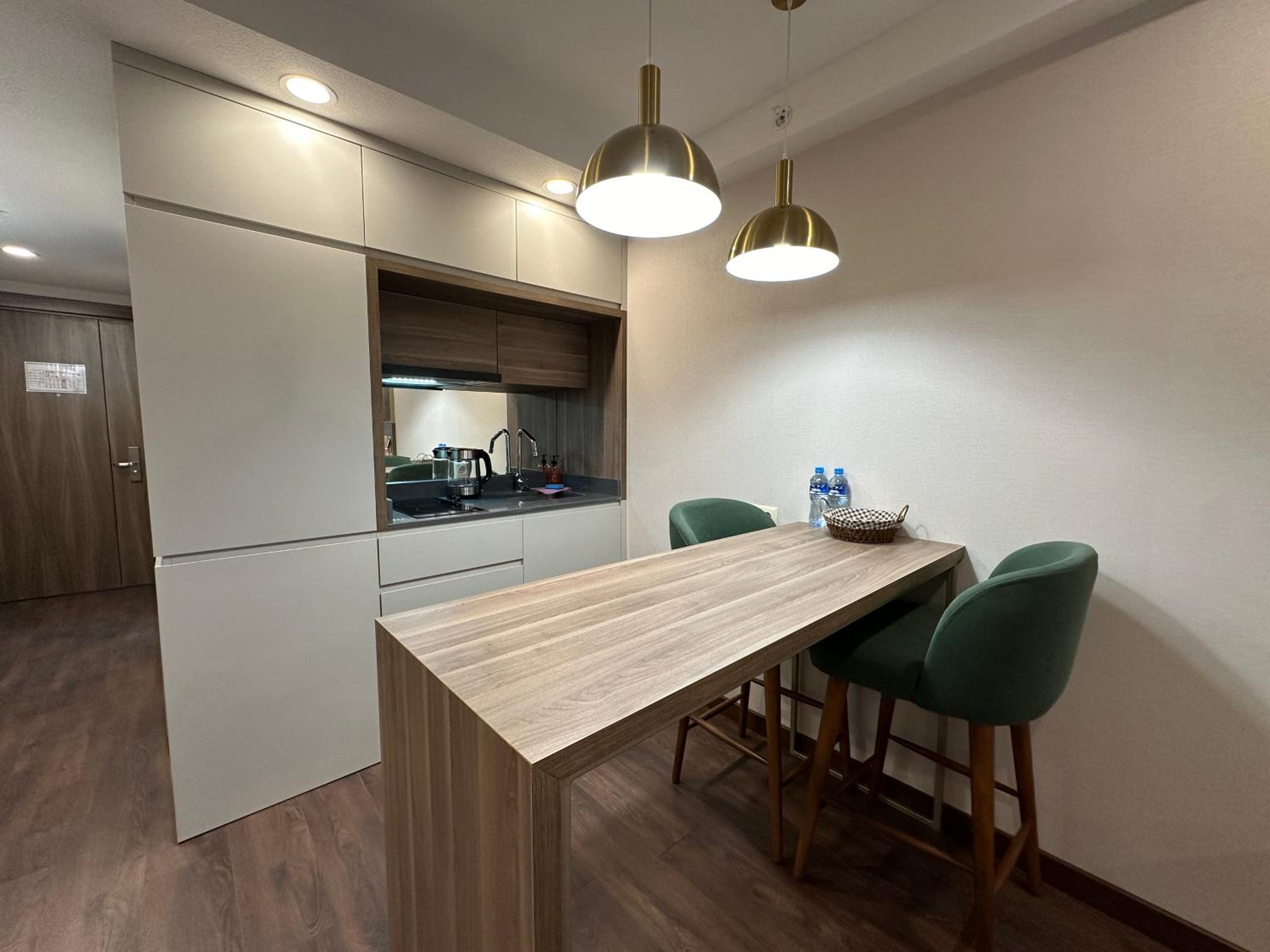 Luxury Family Apartment with stunning Mountain View view 5