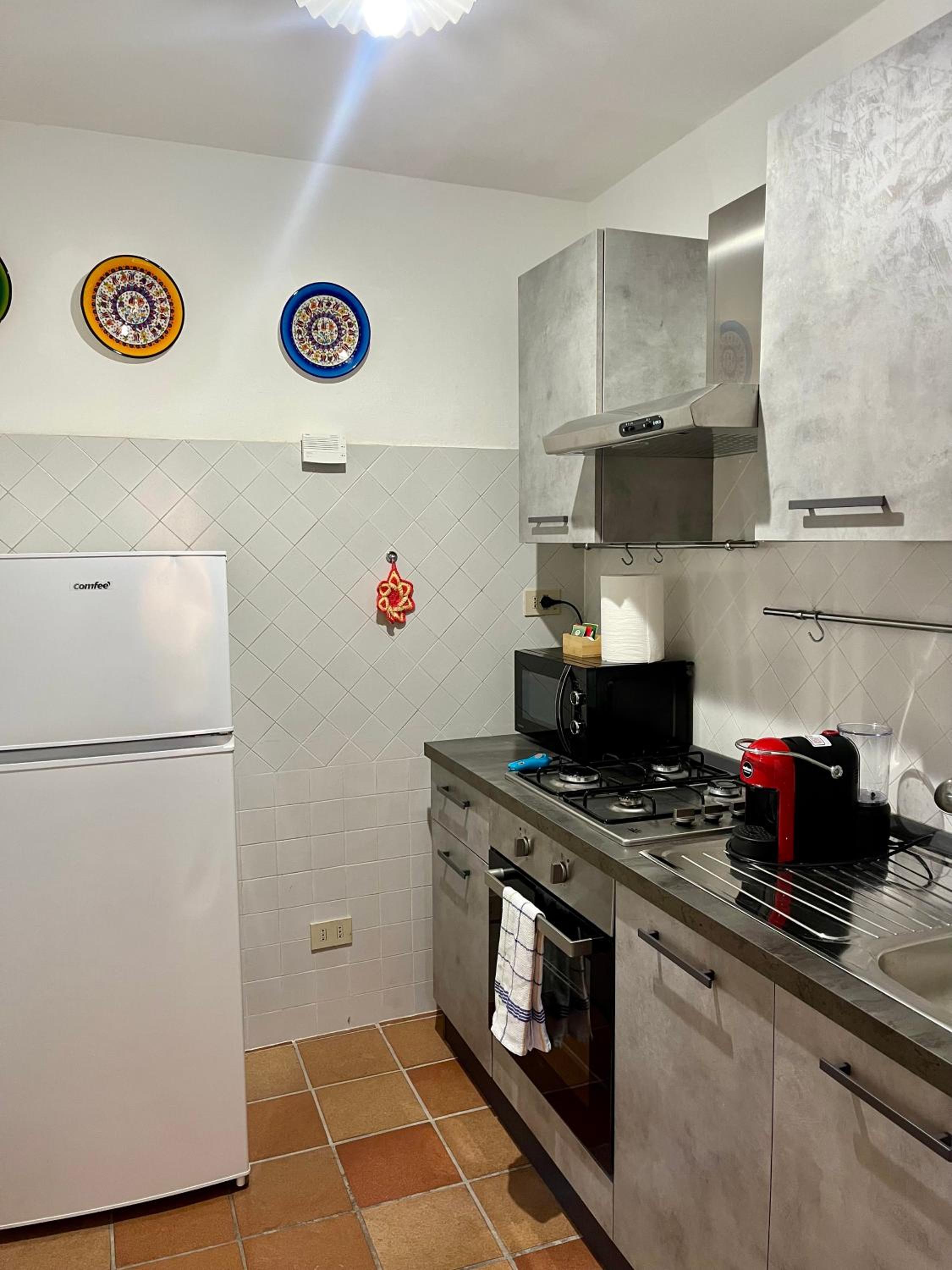 Le Ginestre en San Gimignano — kitchen