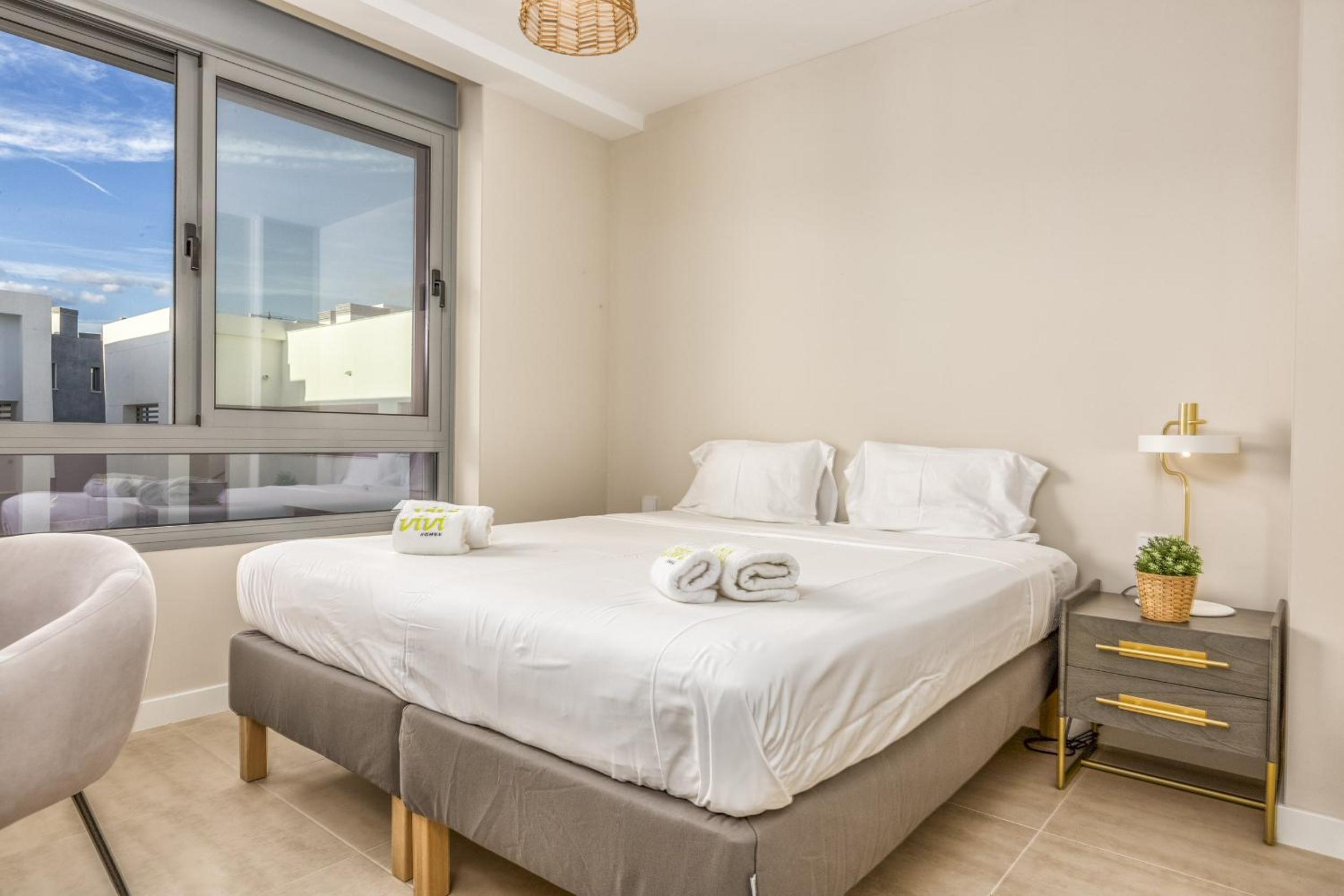 ViVi Homes - Sol Garden Pool, Terrace & Golf