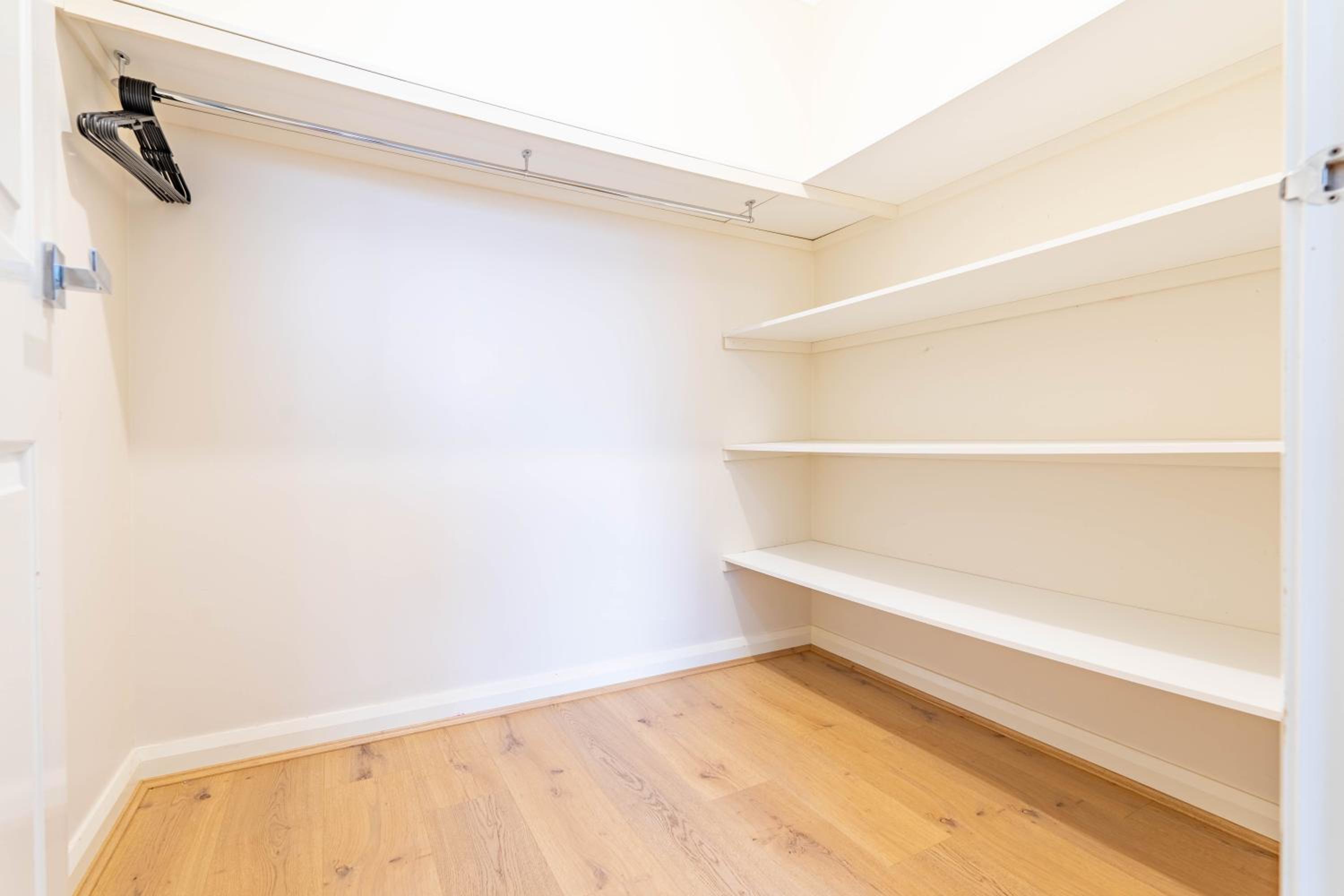 Hidden Gem - 3 bedroom townhouse in Heidelberg West