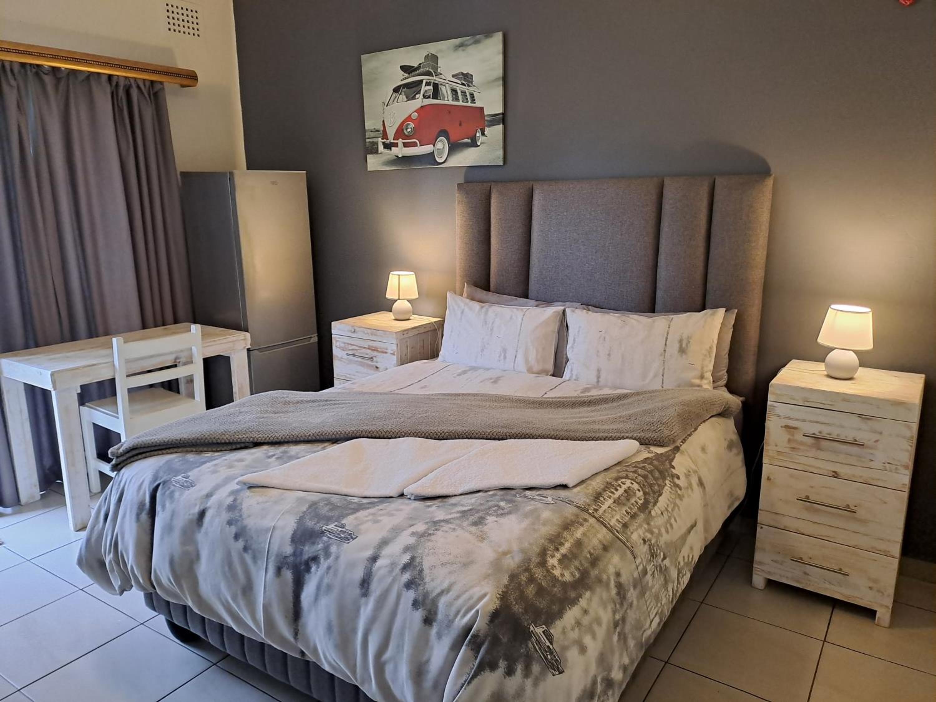 Home Away From Home Pinetown - Image 4