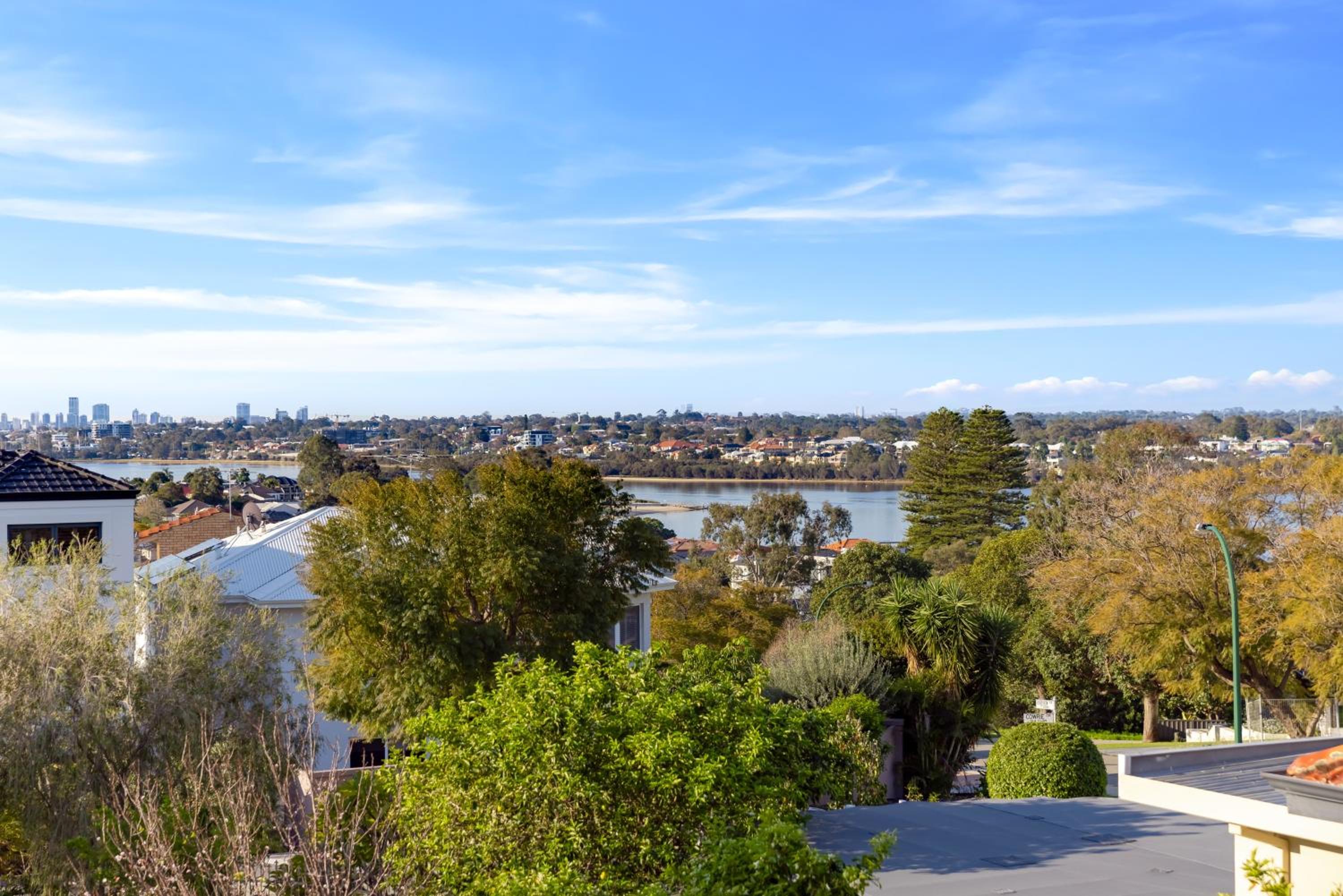 Beautiful House with a view!