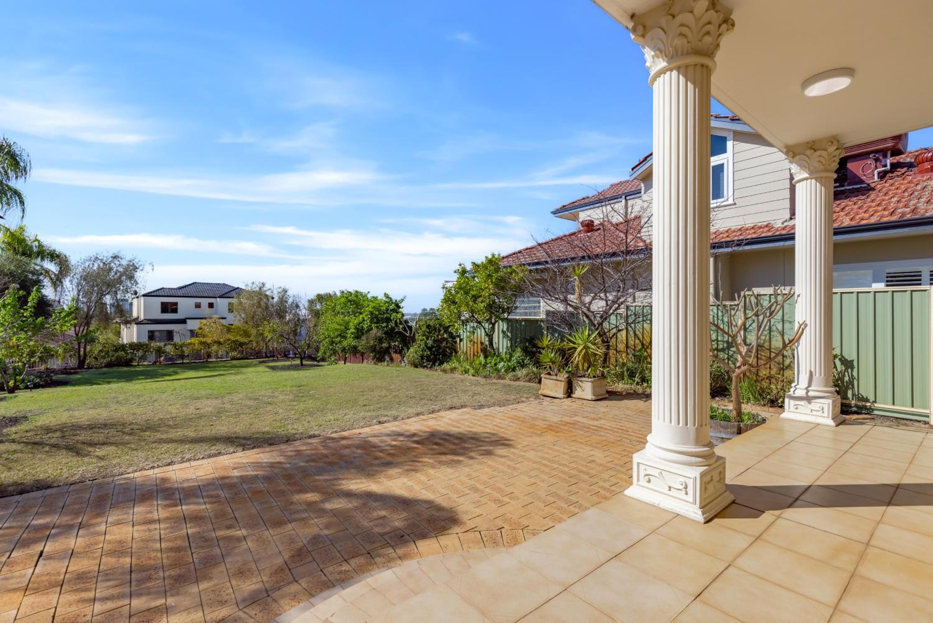 Beautiful House with a view!