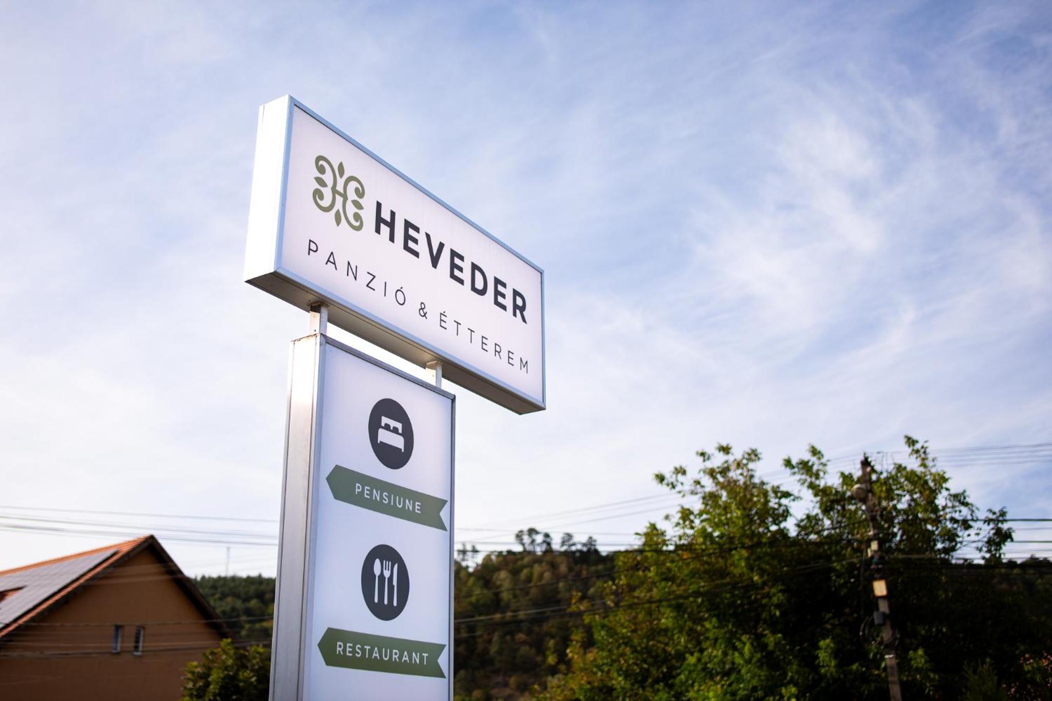 Pensiunea Heveder view 2