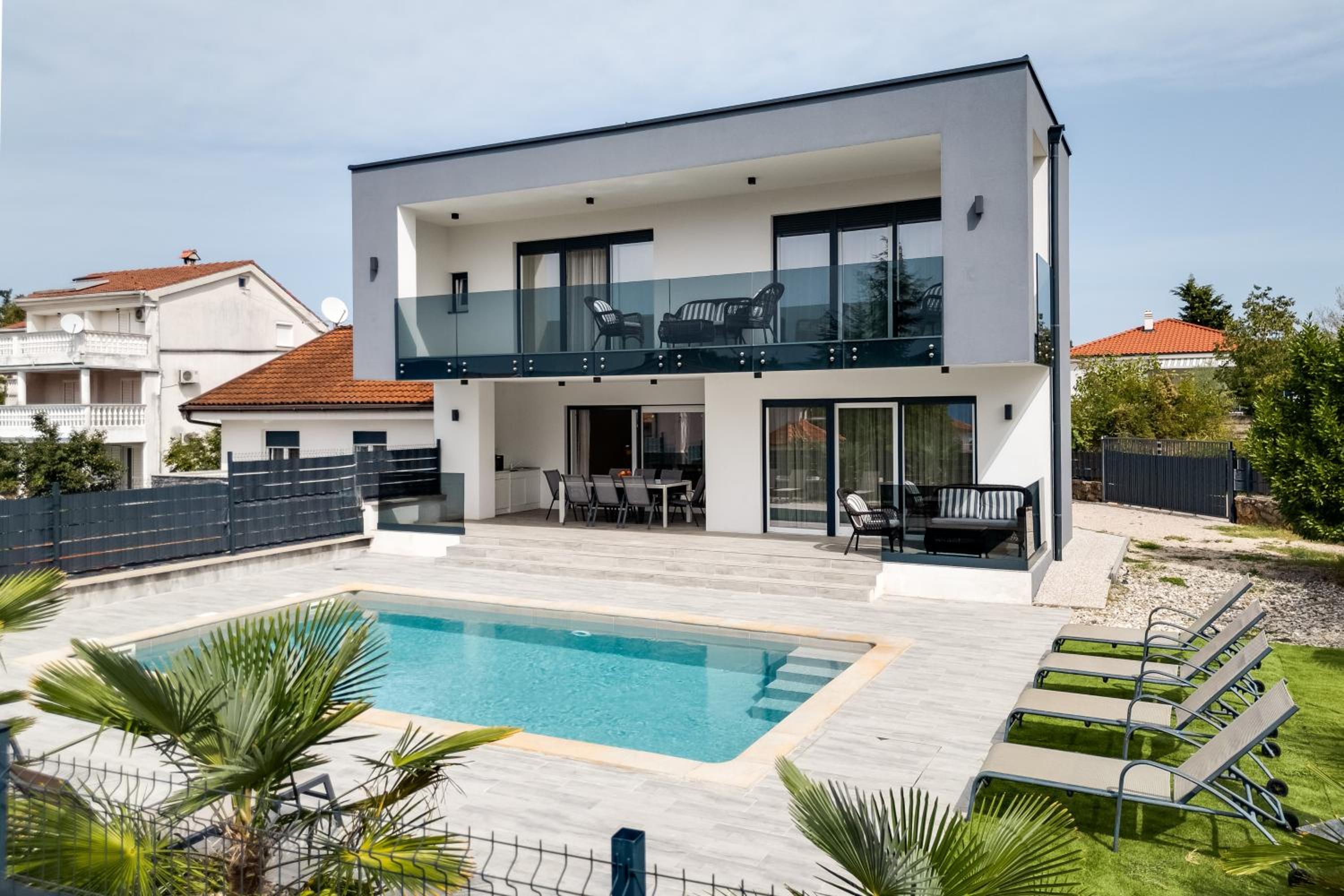 Beautiful new villa with a pool near beach - by TRAVELER tourist agency Krk ID 2410 view 4
