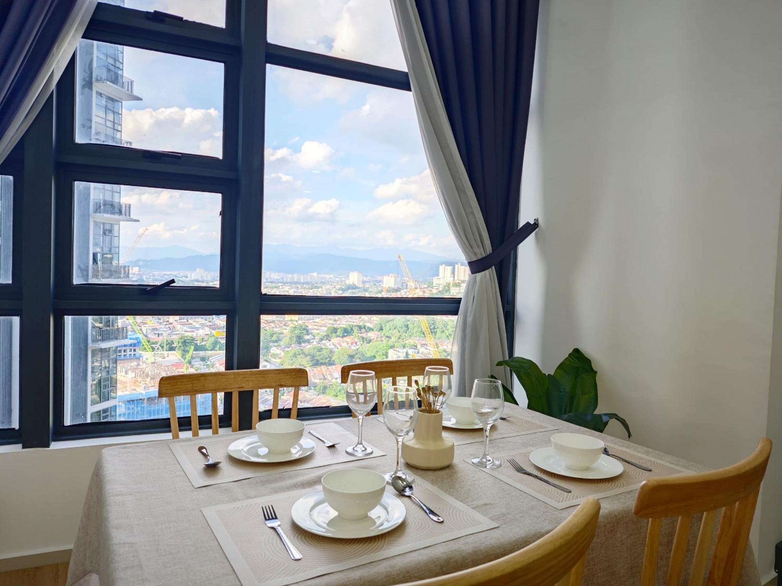 Urban Loft MRT Convenience KLCC Nearby in EKO CHERAS