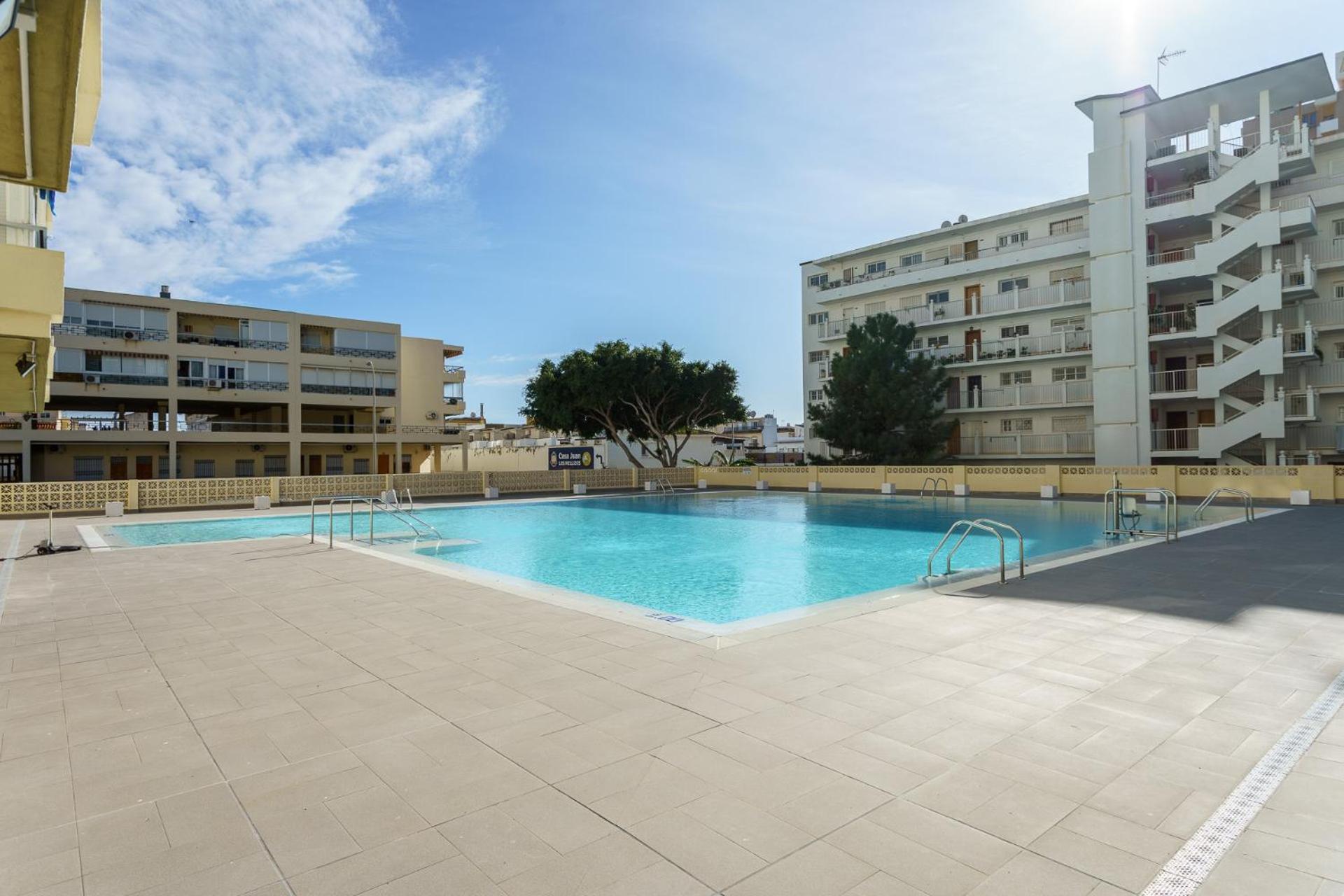 MalagaSuite Carihuela Apartments