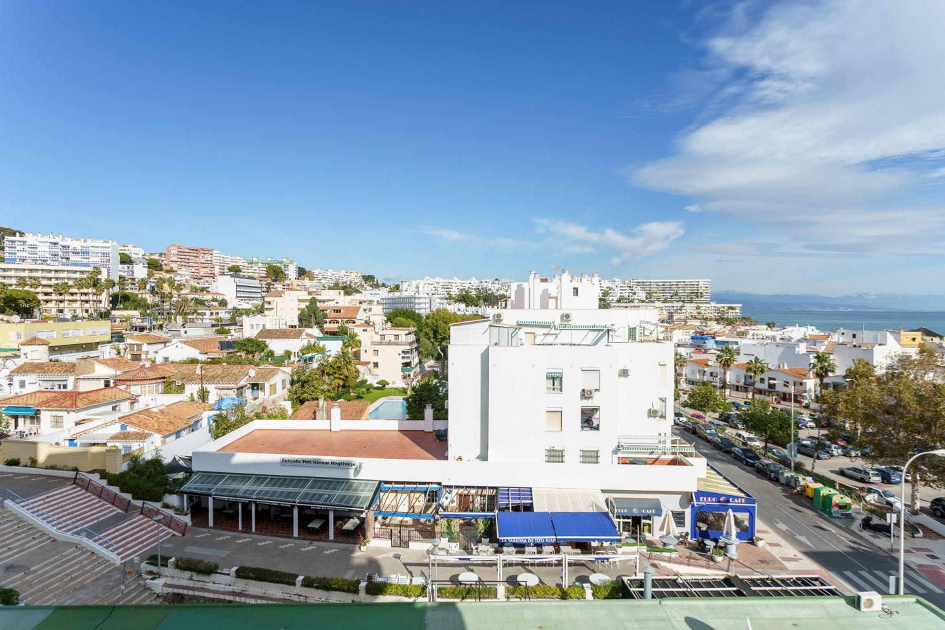 MalagaSuite Carihuela Apartments