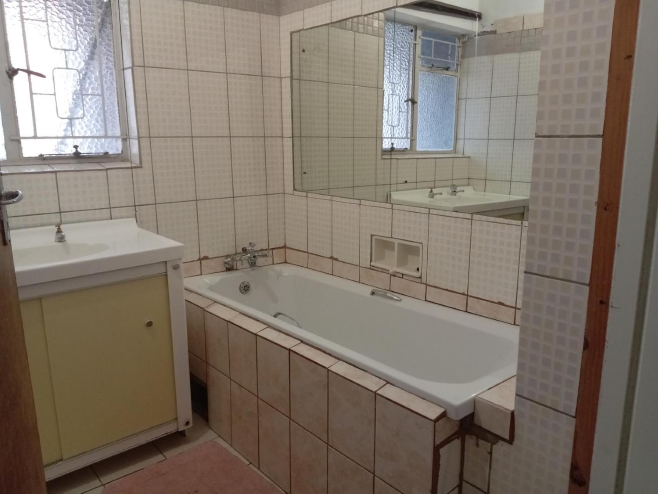Mrakes Guesthouse