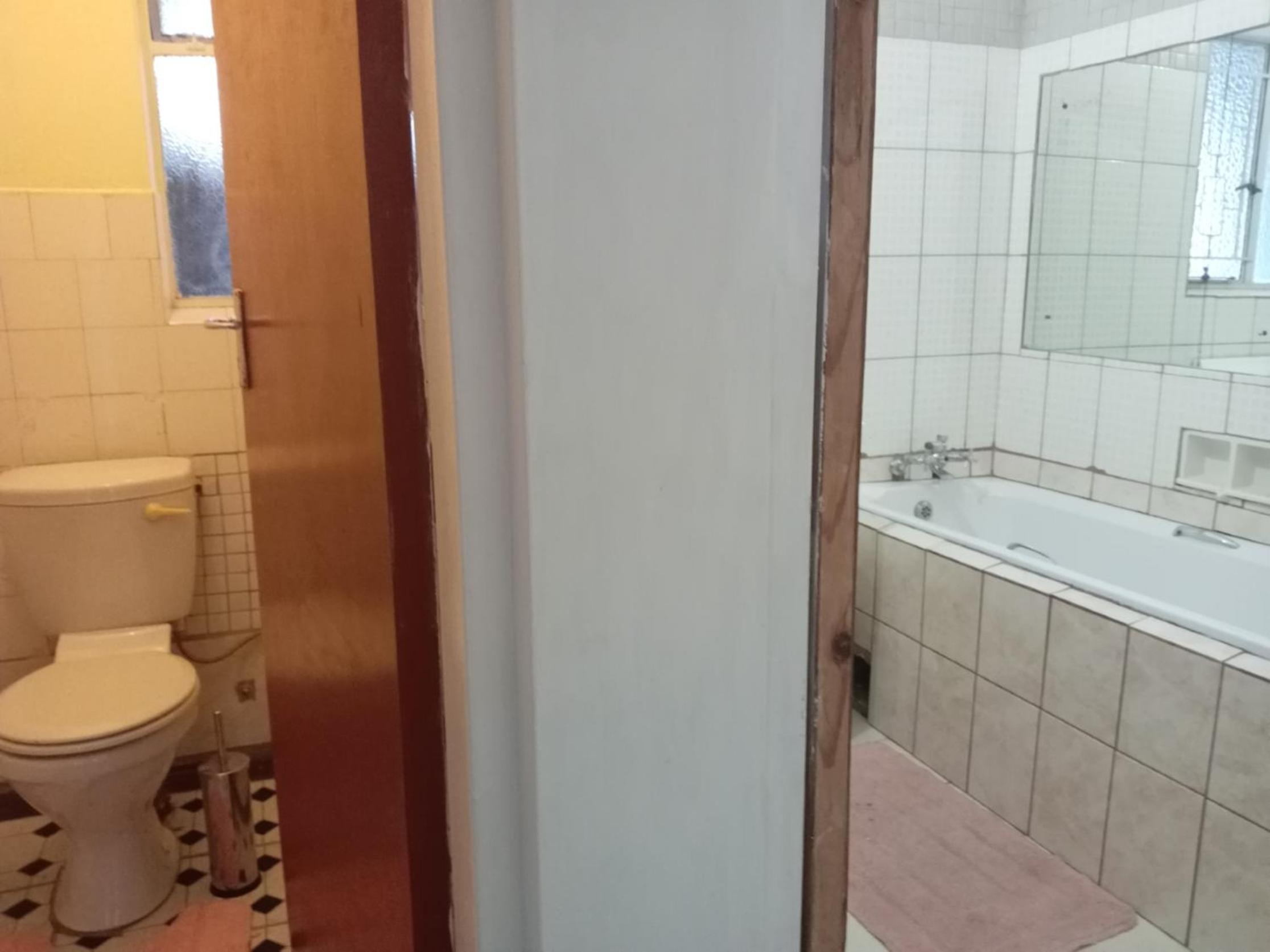 Mrakes Guesthouse
