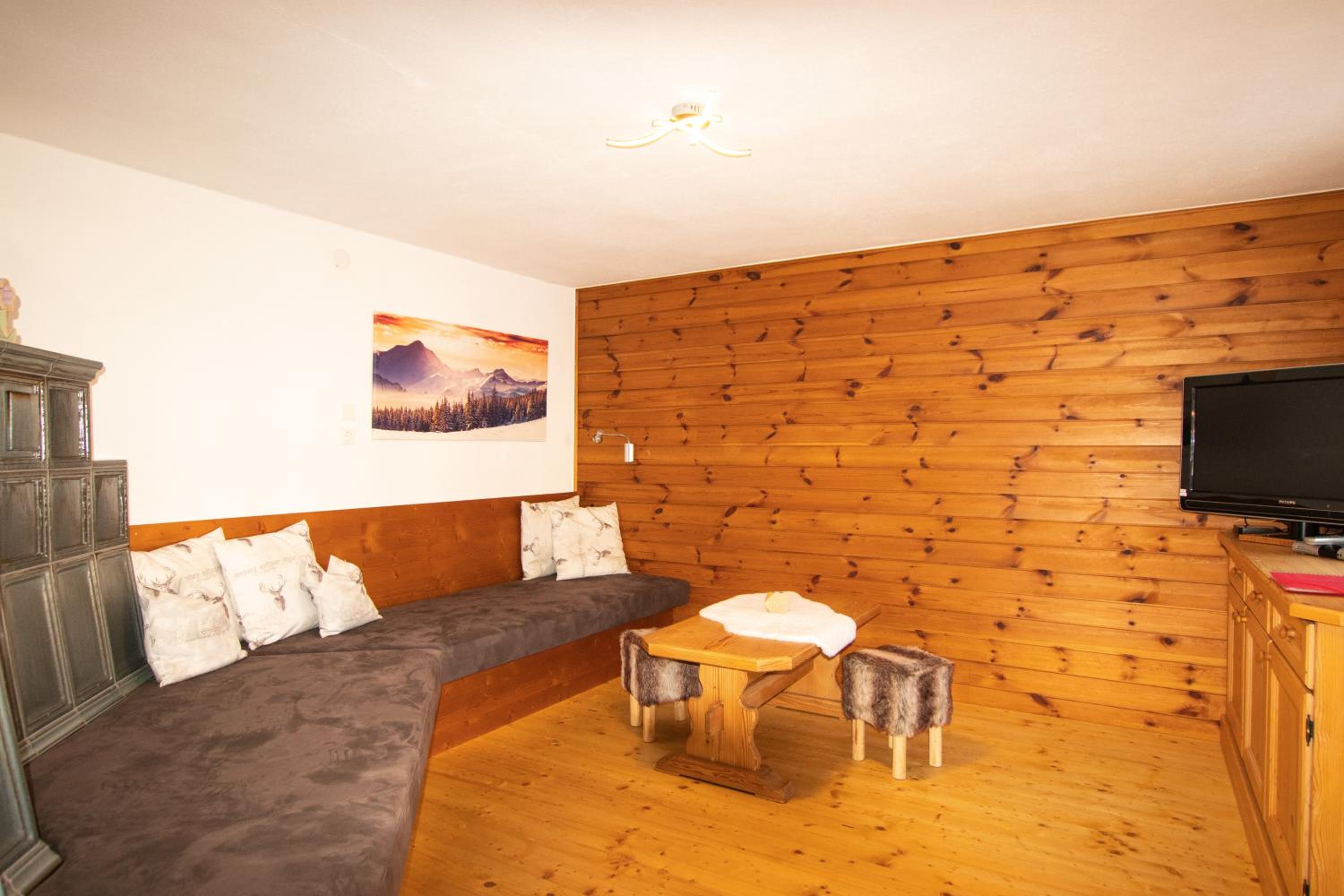 Loya Chalet WILD32 view 2