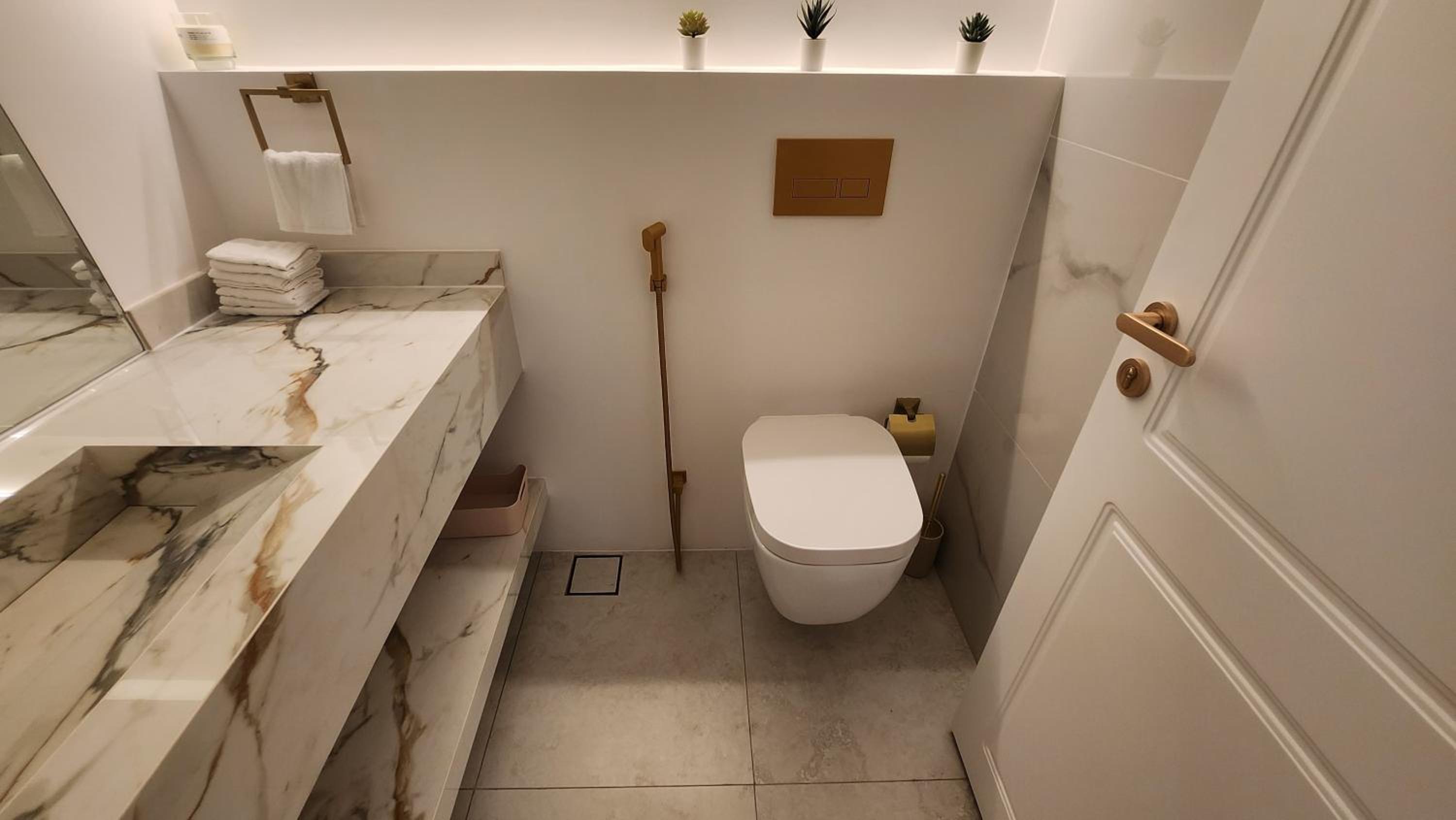 Hala Holiday Homes - Al Hamra Village, RAK, photo 28