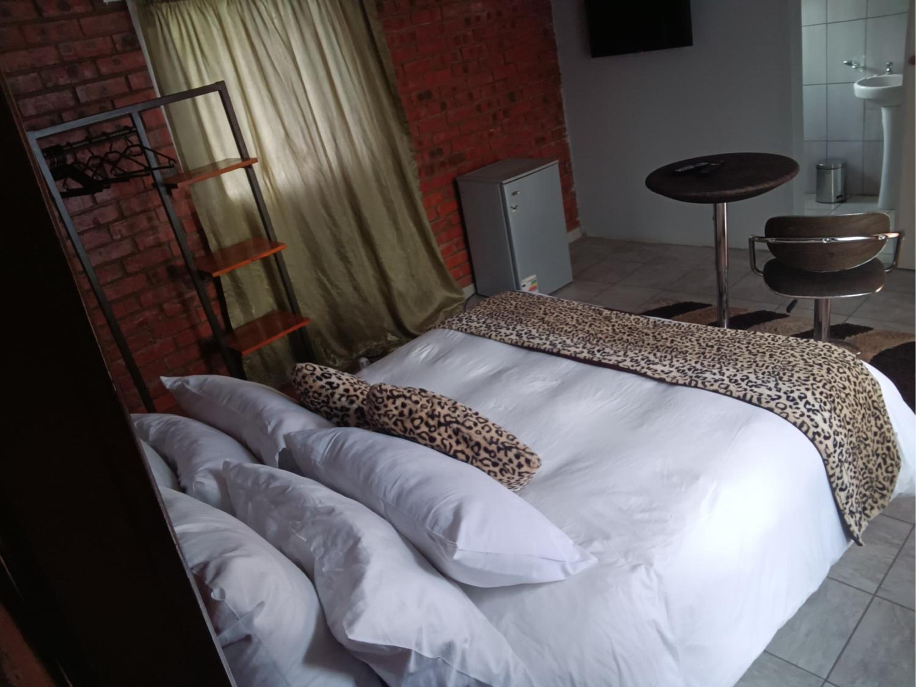 Mrakes Guesthouse