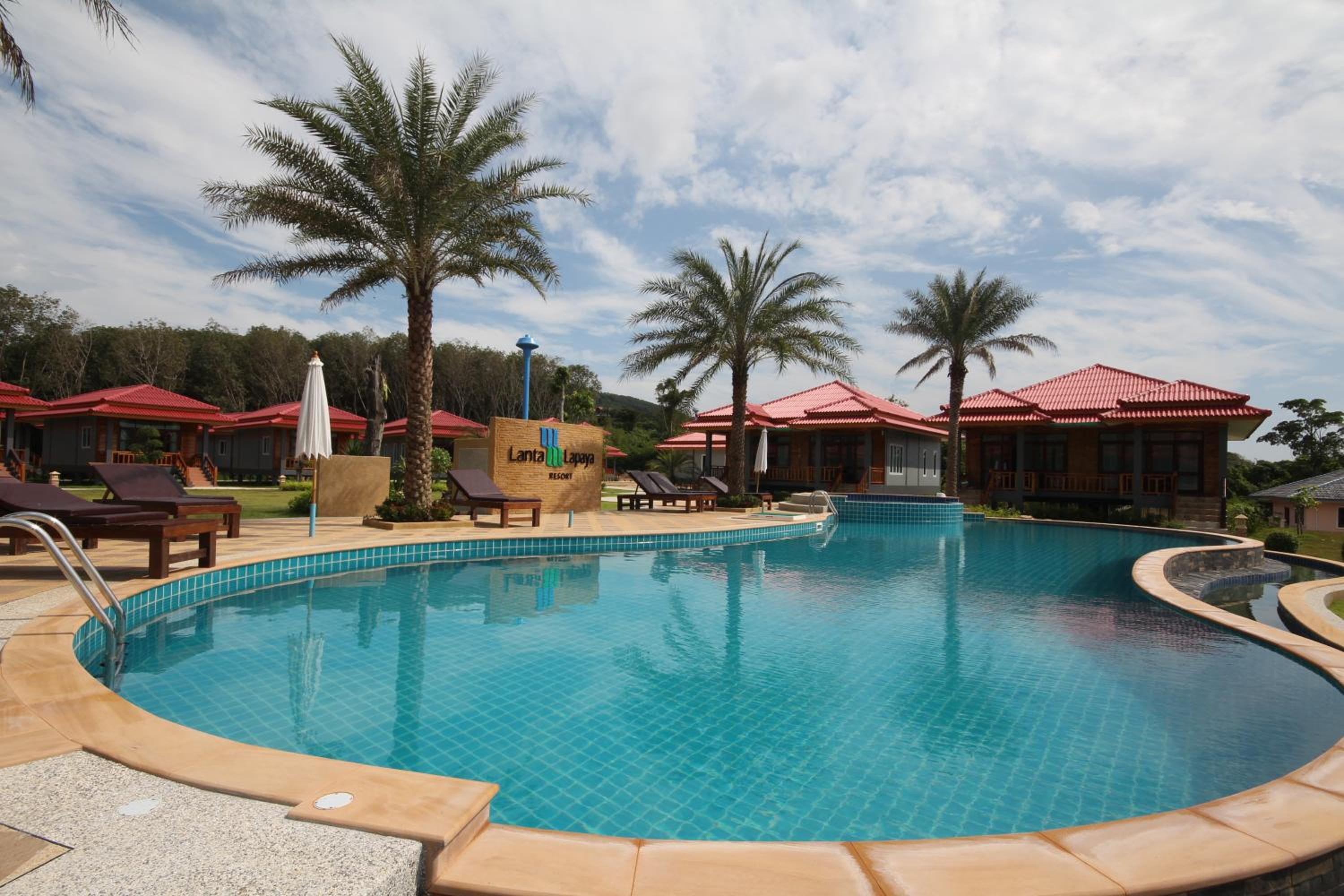 Lanta Lapaya Resort