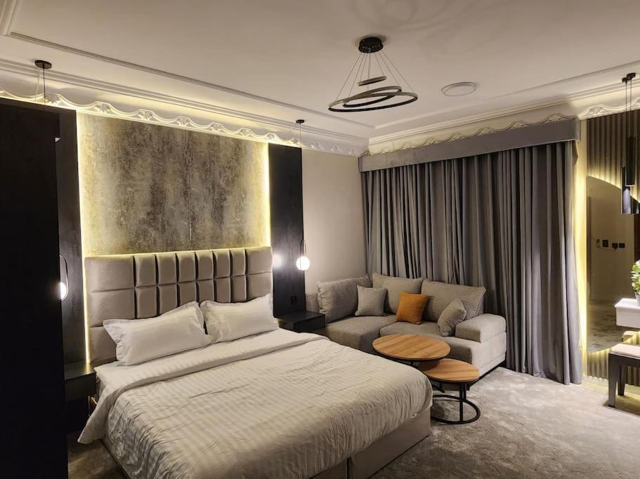 38Cozy Studio in AlGhadeer