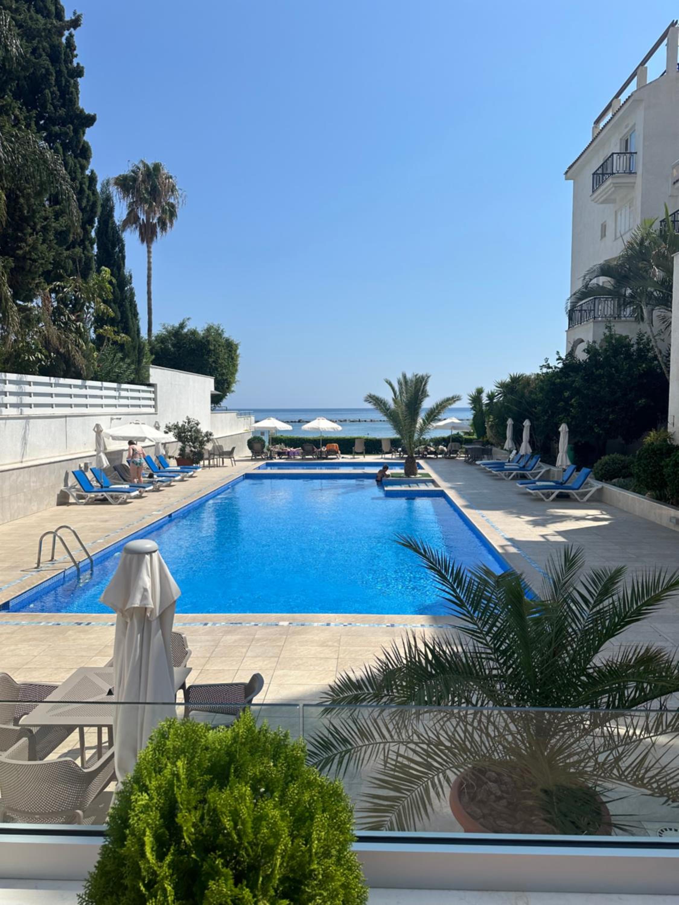 2 bedroom Les Sirenes apartments