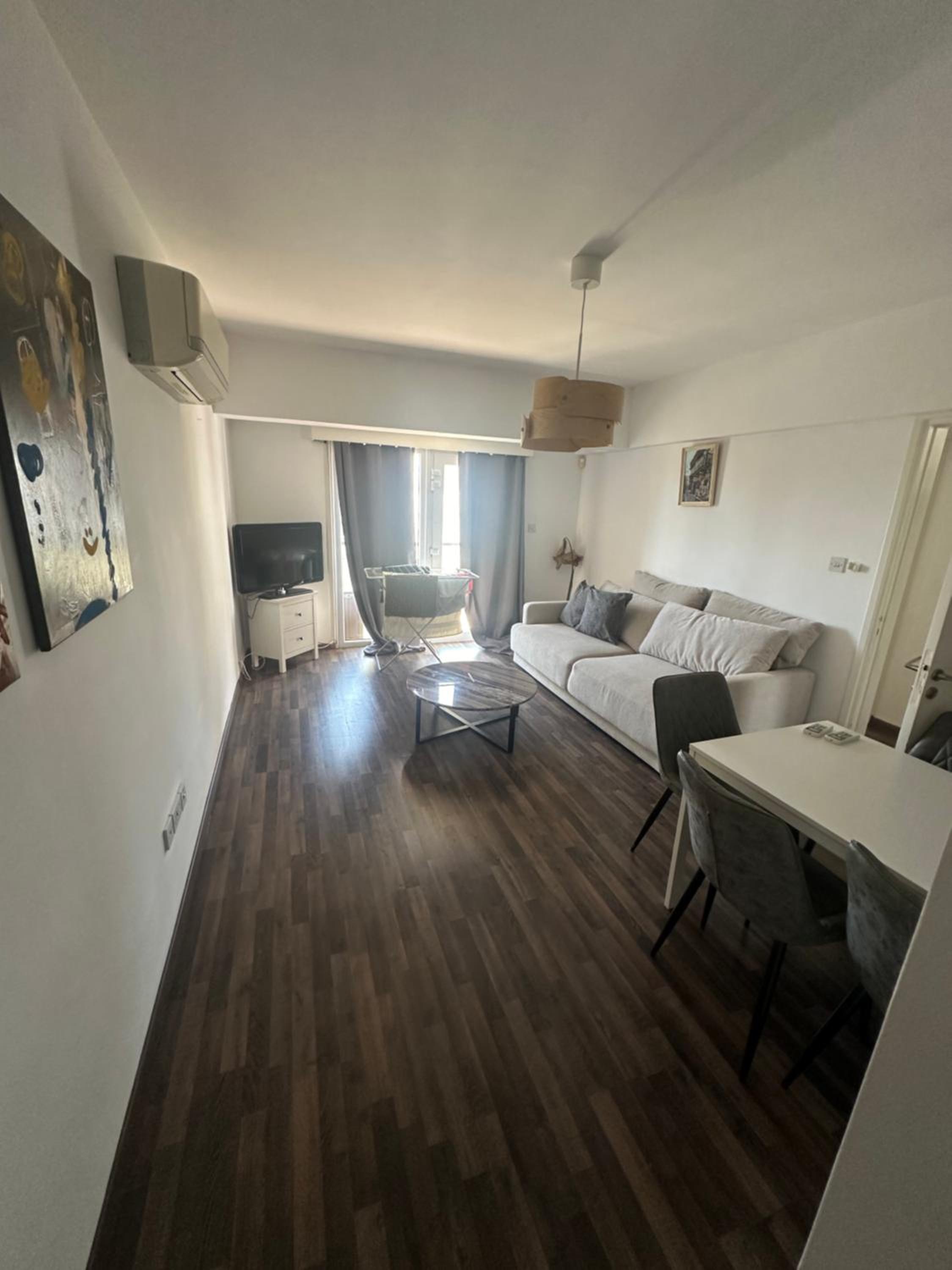 2 bedroom Les Sirenes apartments