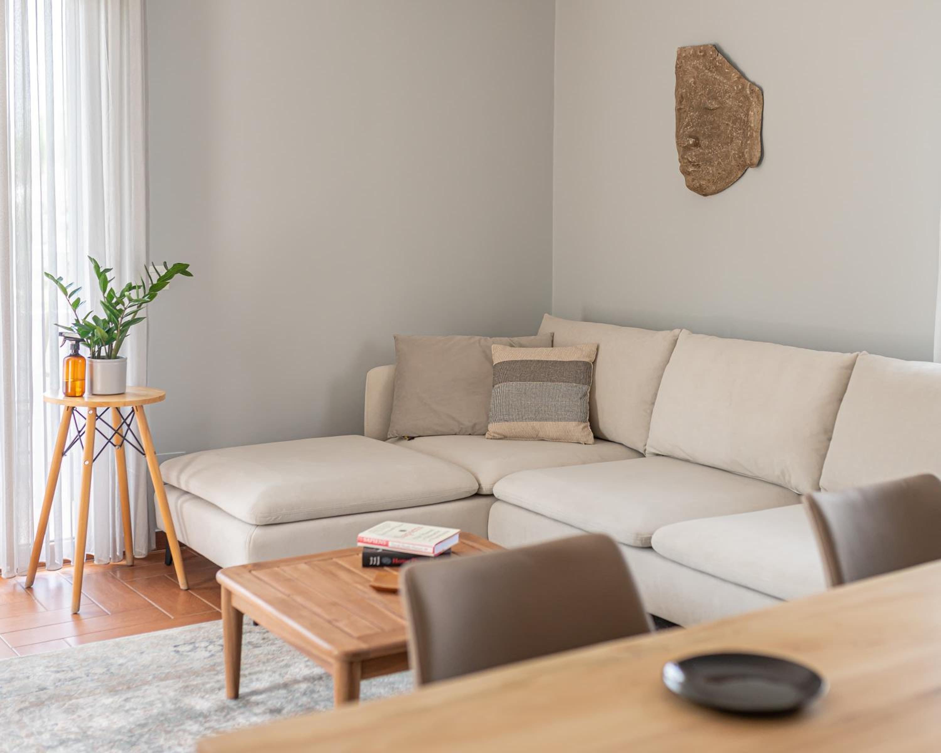 Green Oasis Apartment