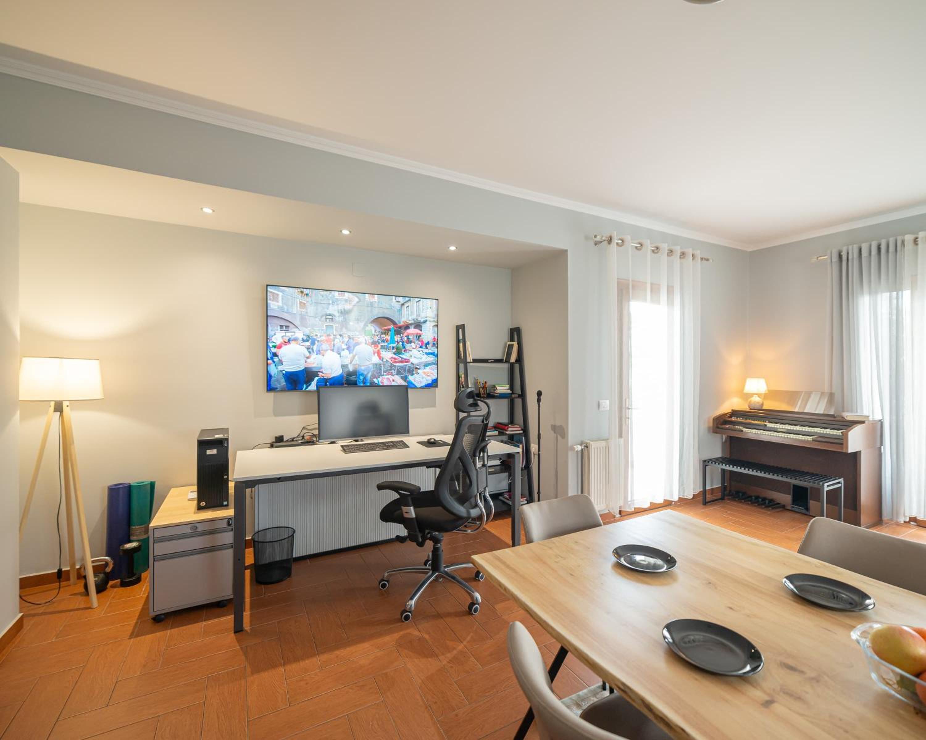 Green Oasis Apartment