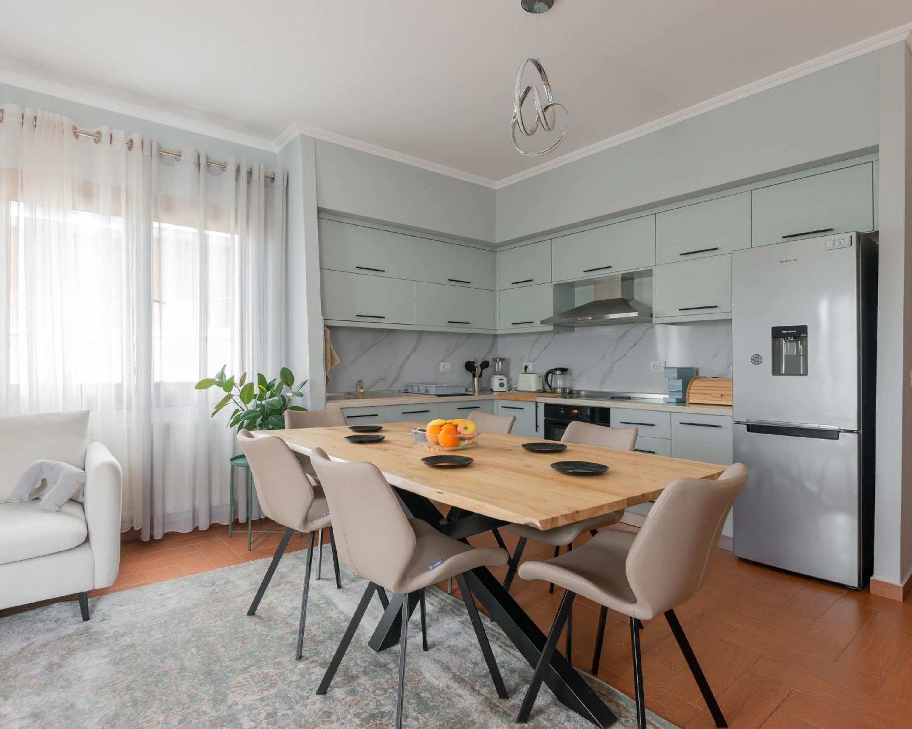 Green Oasis Apartment