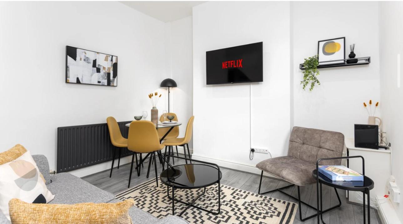 Residency apartments Sefton road view 5
