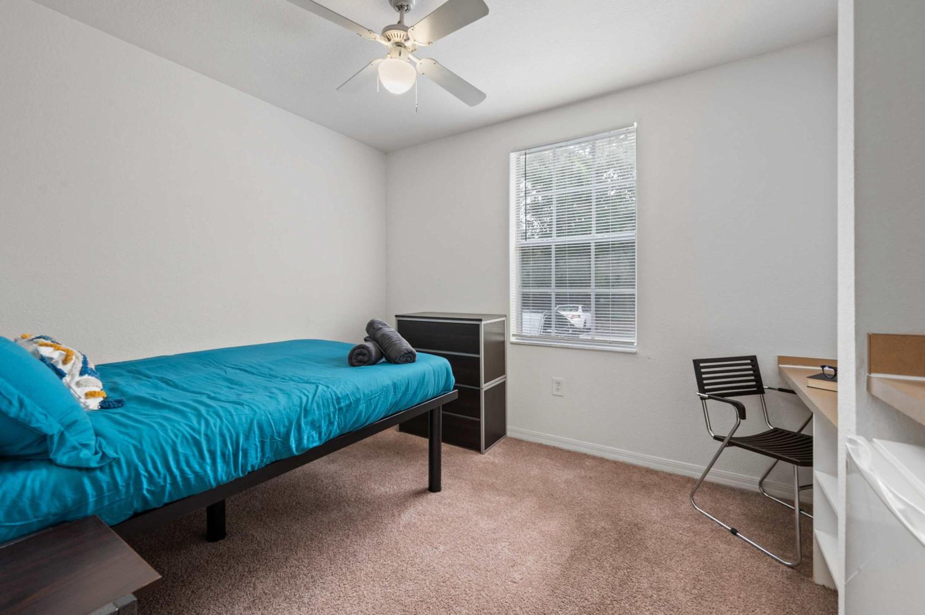 Tampa Vacations - Modern Stay 1 Mile to USF Pool Gym - Property Image 42