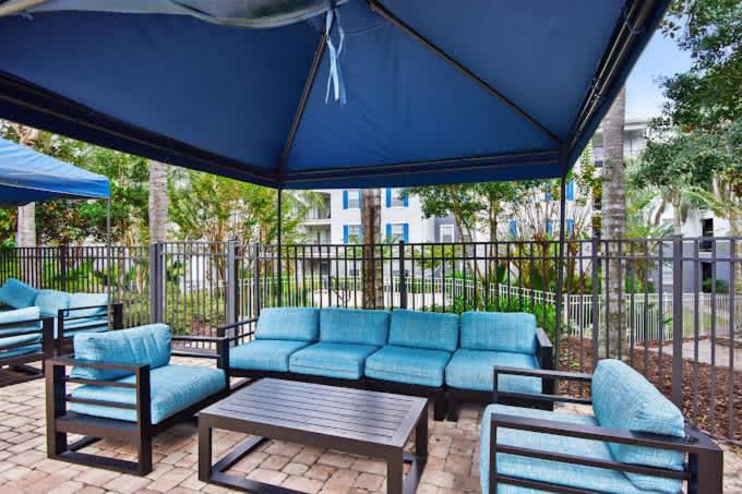 Tampa Vacations - Modern Stay 1 Mile to USF Pool Gym - Property Image 20