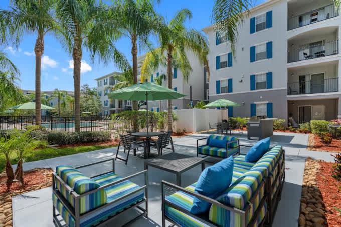 Tampa Vacations - Modern Stay 1 Mile to USF Pool Gym - Property Image 24