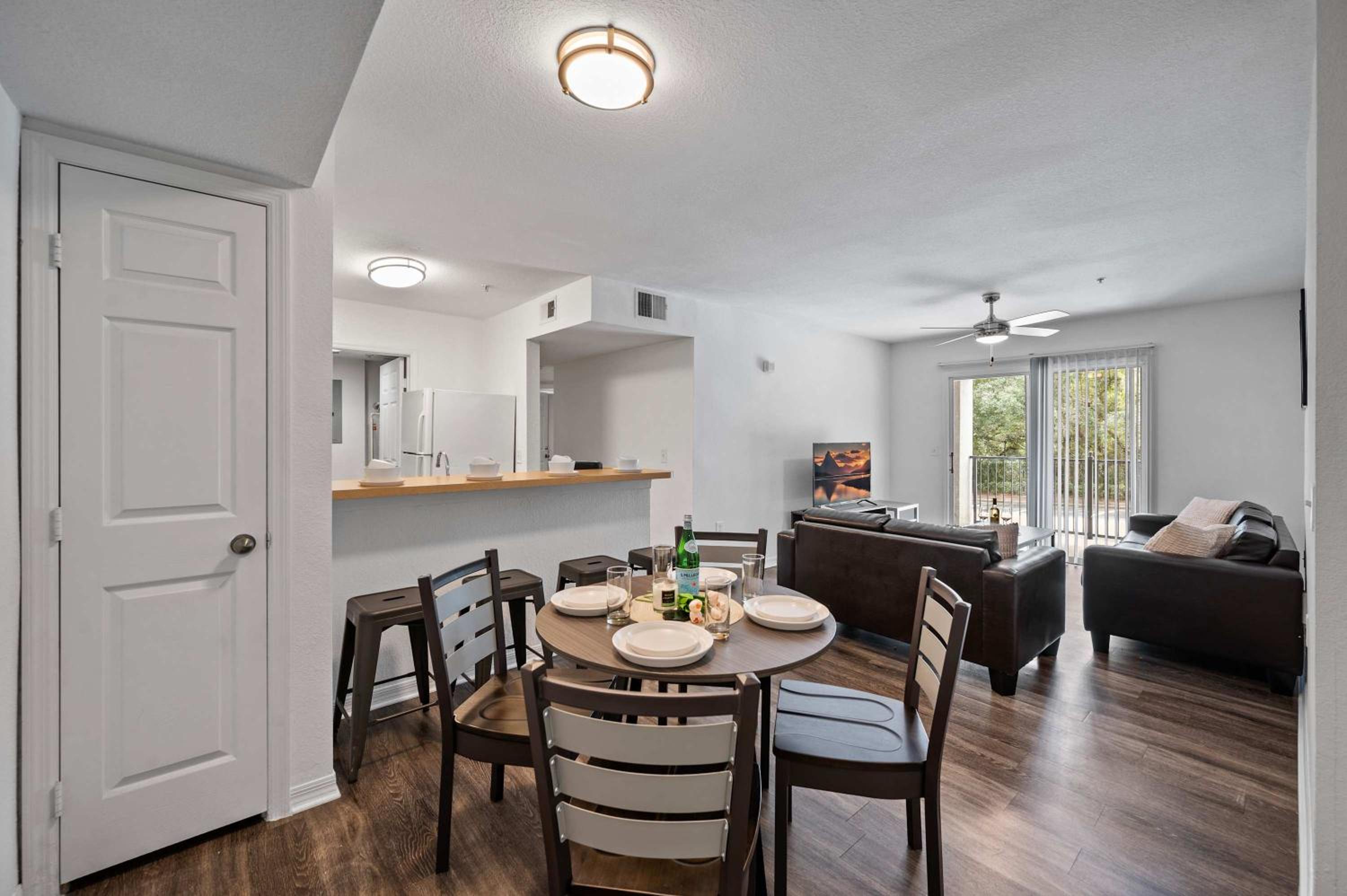Tampa Vacations - 8MI from DT Free Pool GYM - Property Image 34