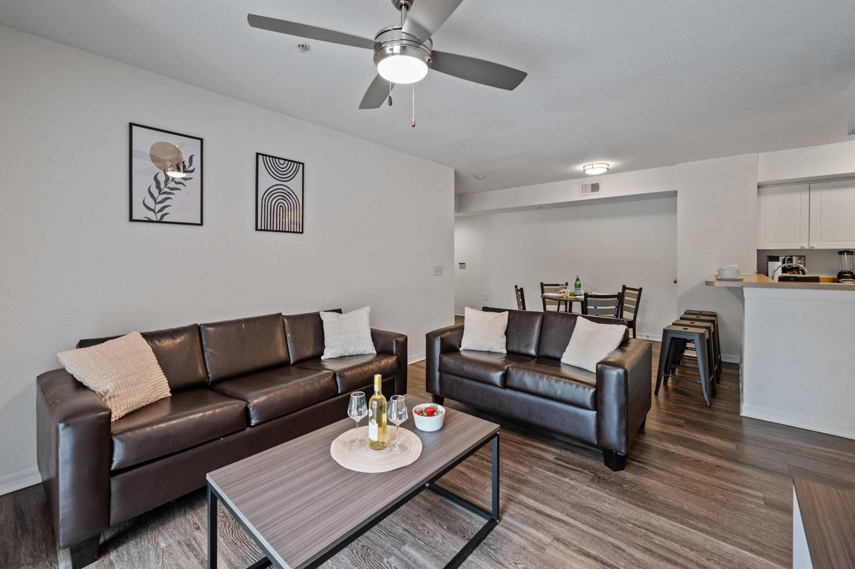 Tampa Vacations - 8MI from DT Free Pool GYM - Property Image 36